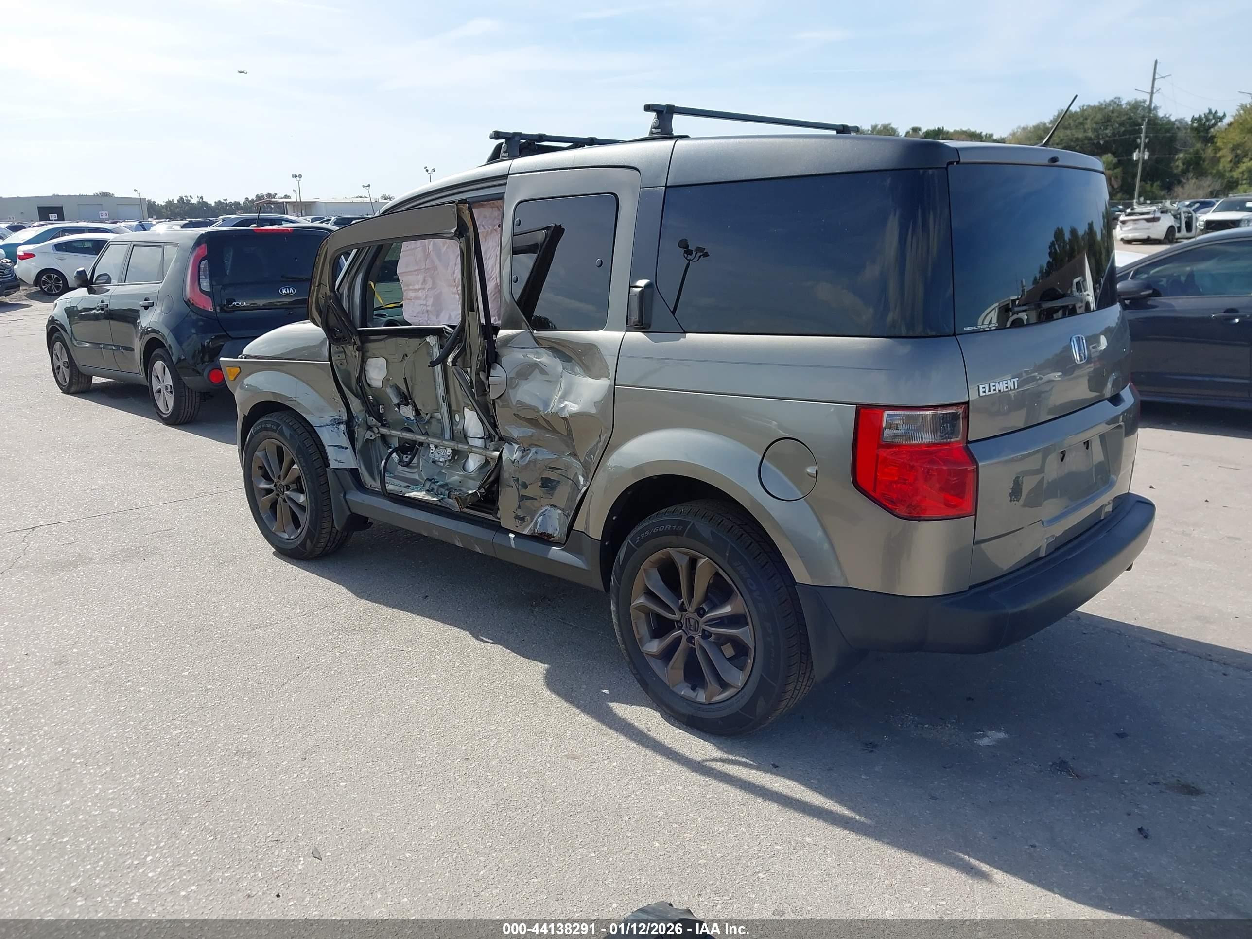 HONDA ELEMENT image 3