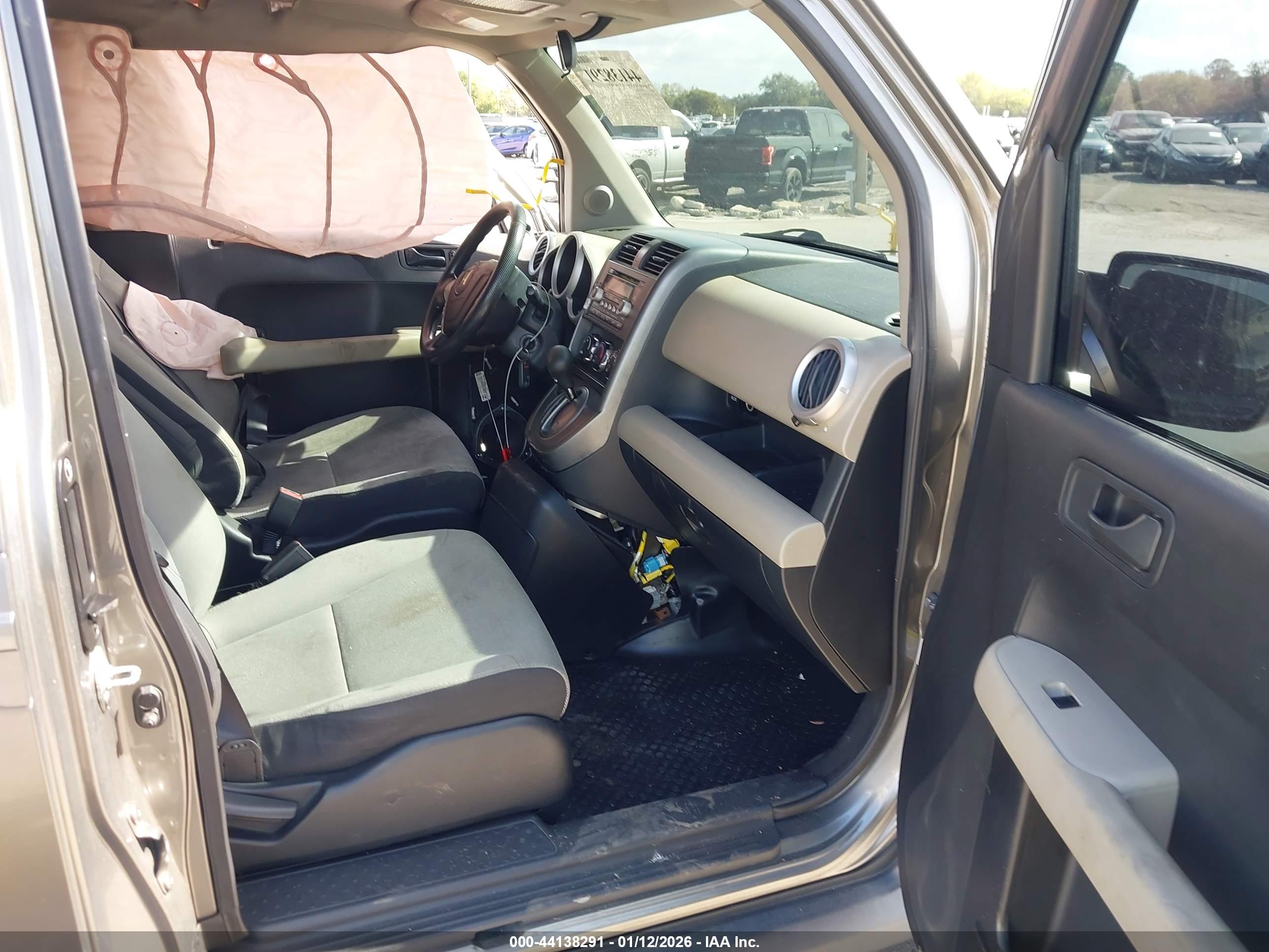 HONDA ELEMENT image 5