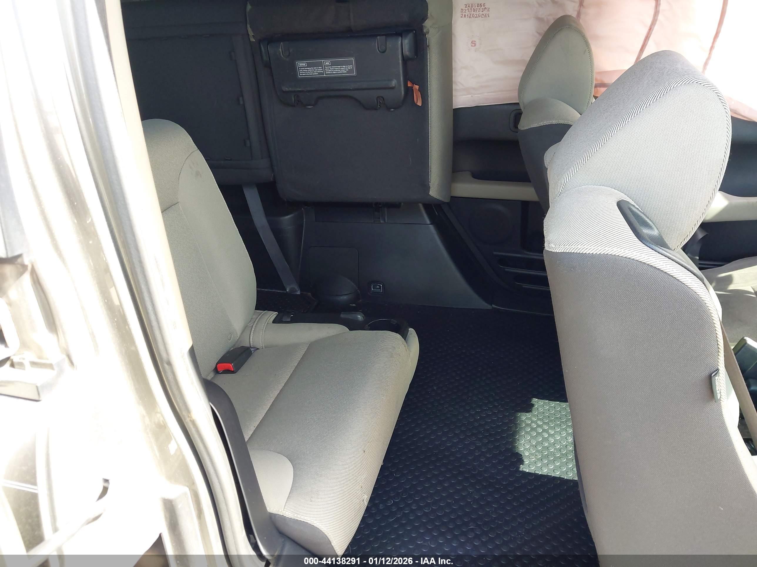 HONDA ELEMENT image 8