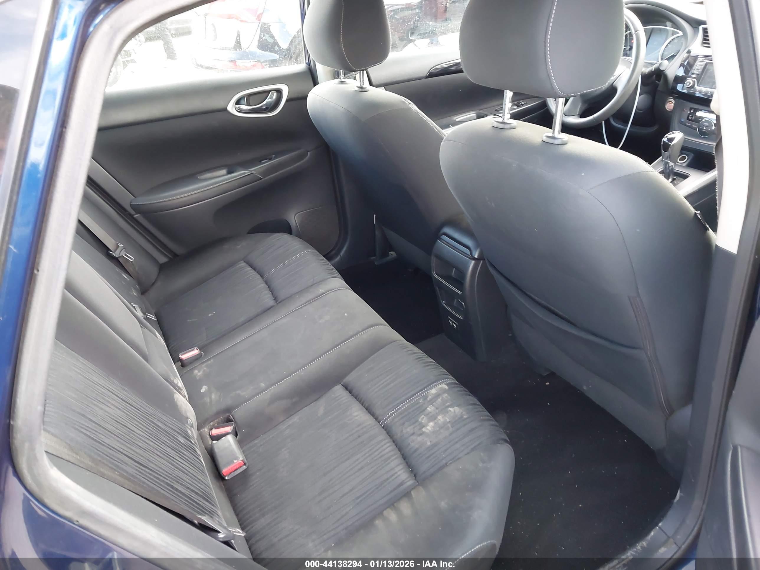 NISSAN SENTRA image 8