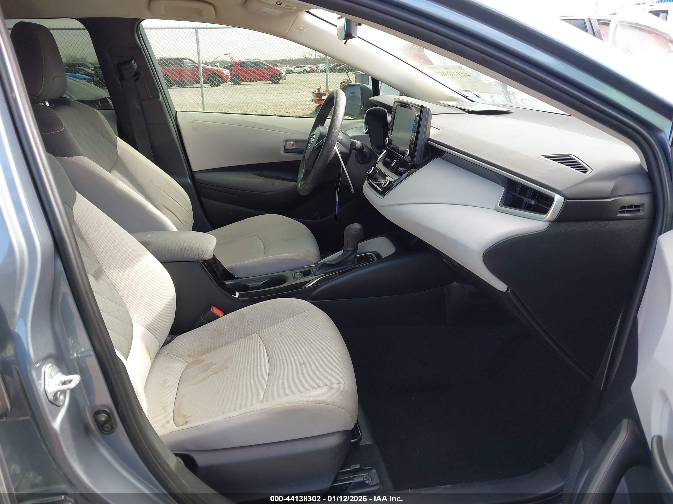 TOYOTA COROLLA image 5