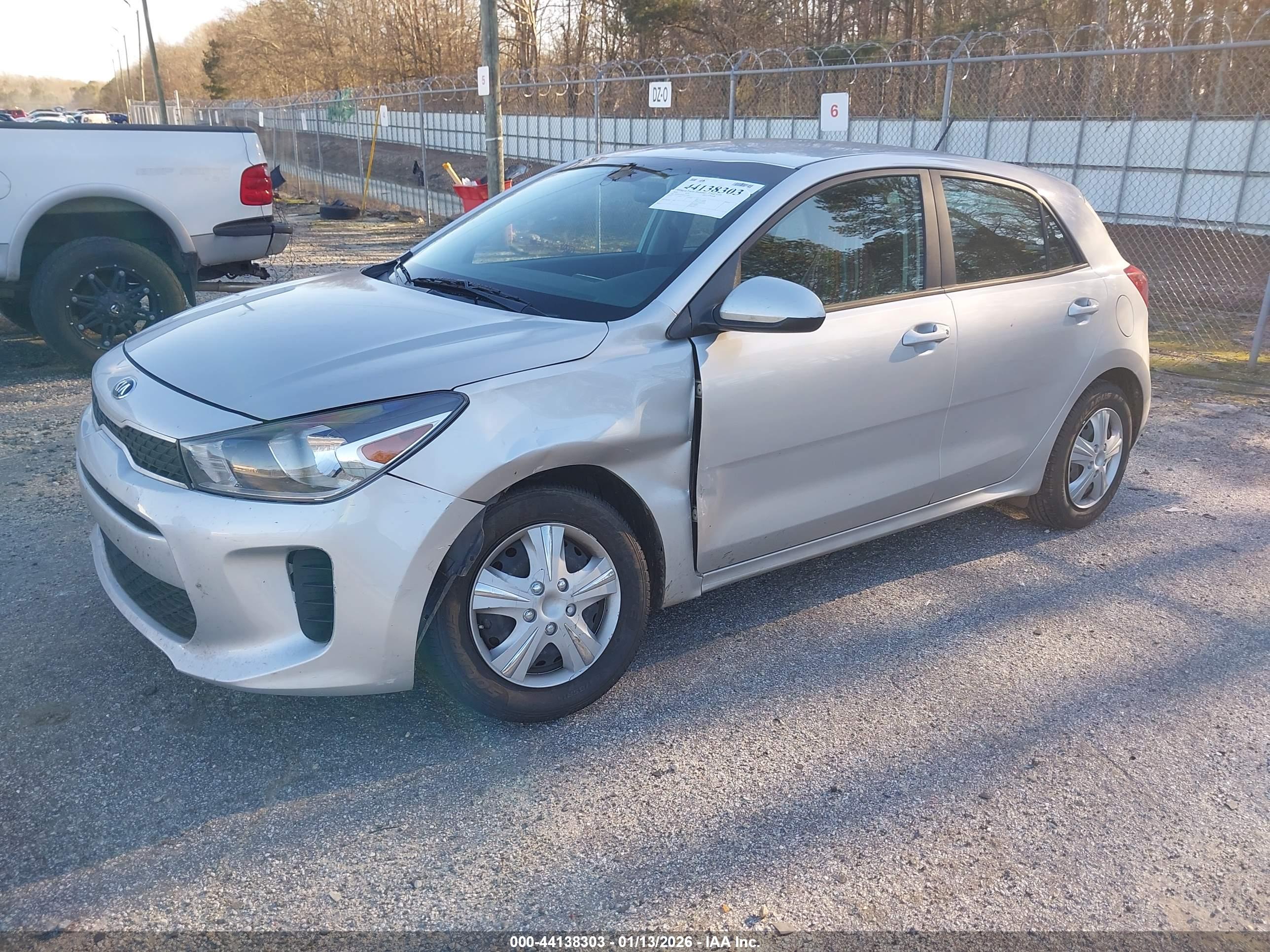 KIA RIO image 2