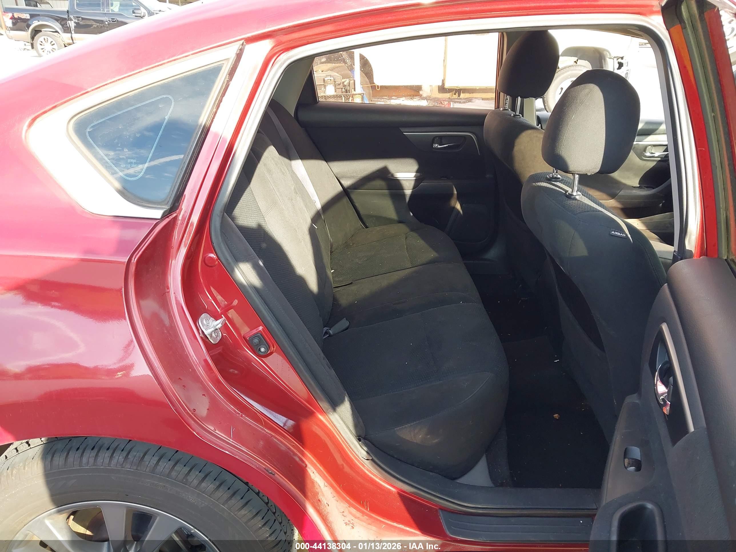 NISSAN ALTIMA image 8