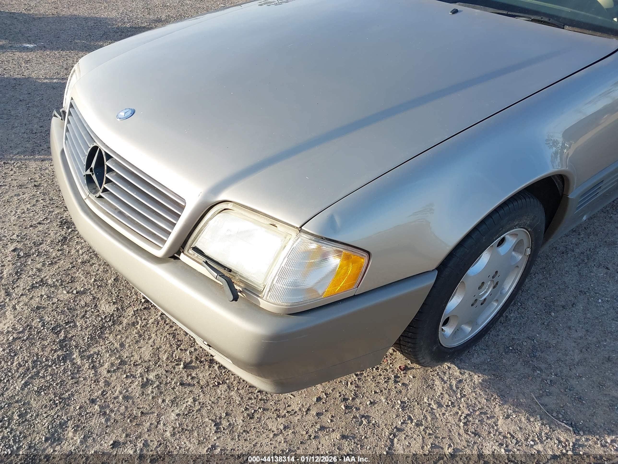 MERCEDES-BENZ SL image 6