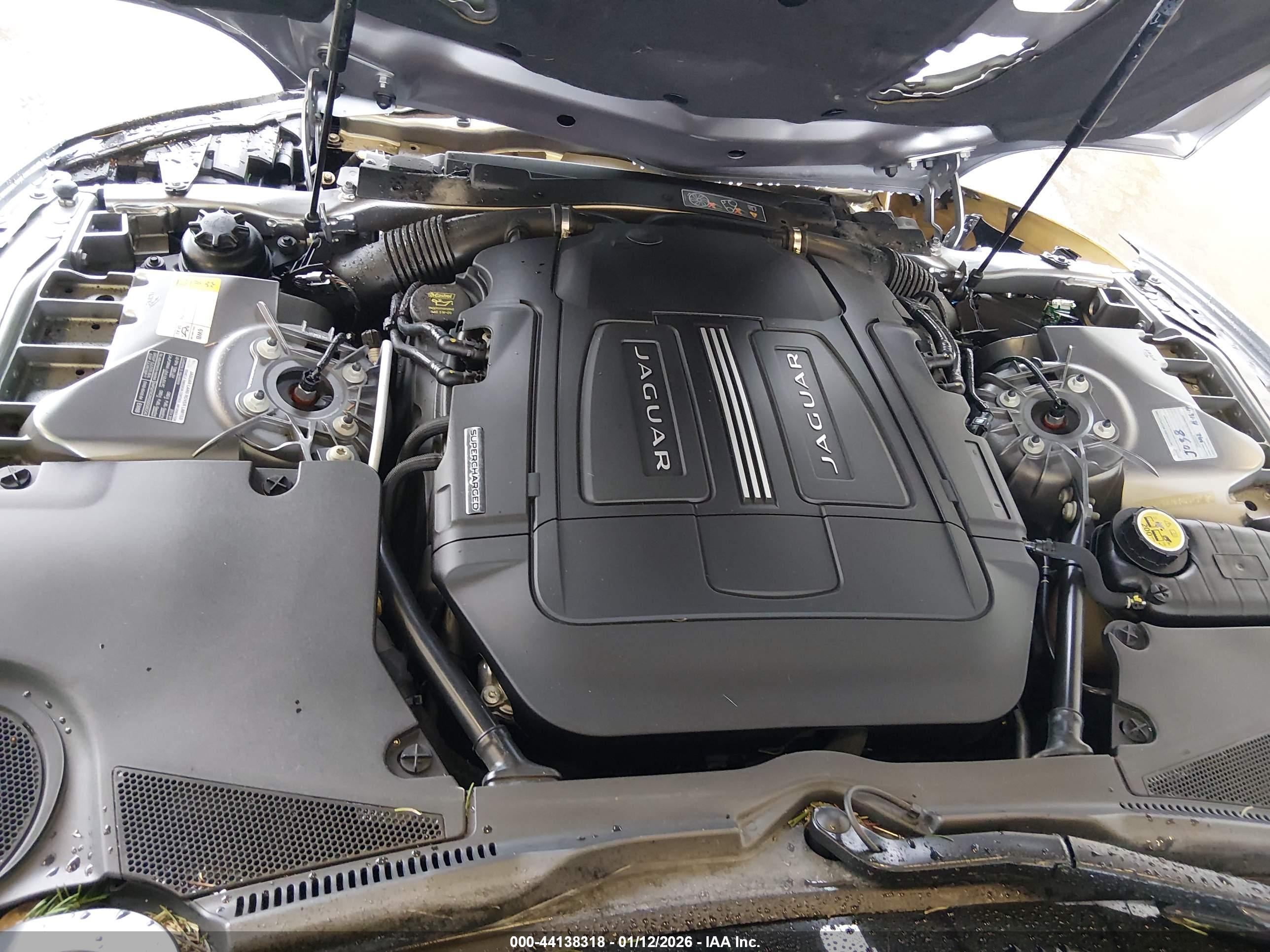JAGUAR XK image 10