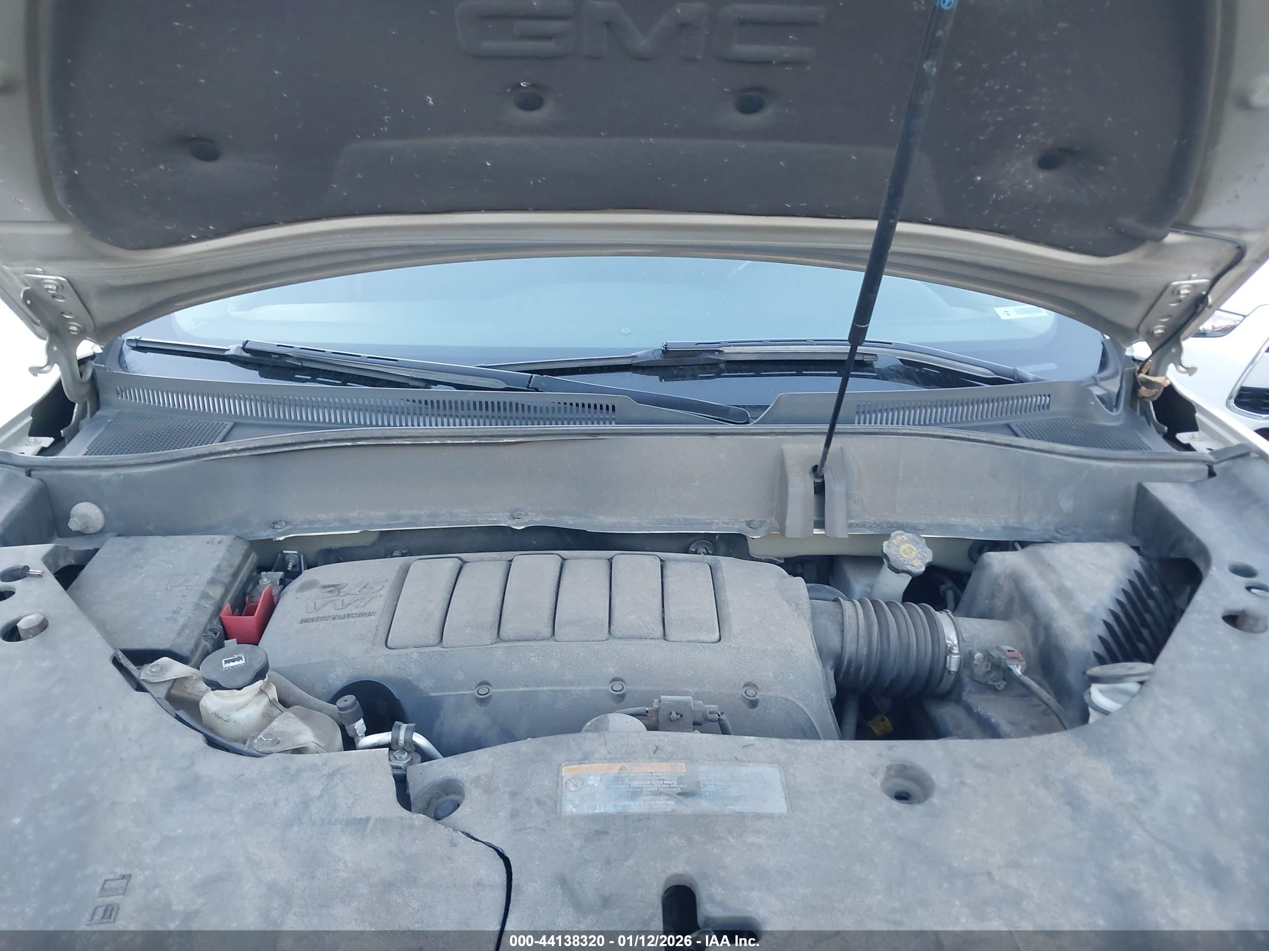 GMC ACADIA image 10