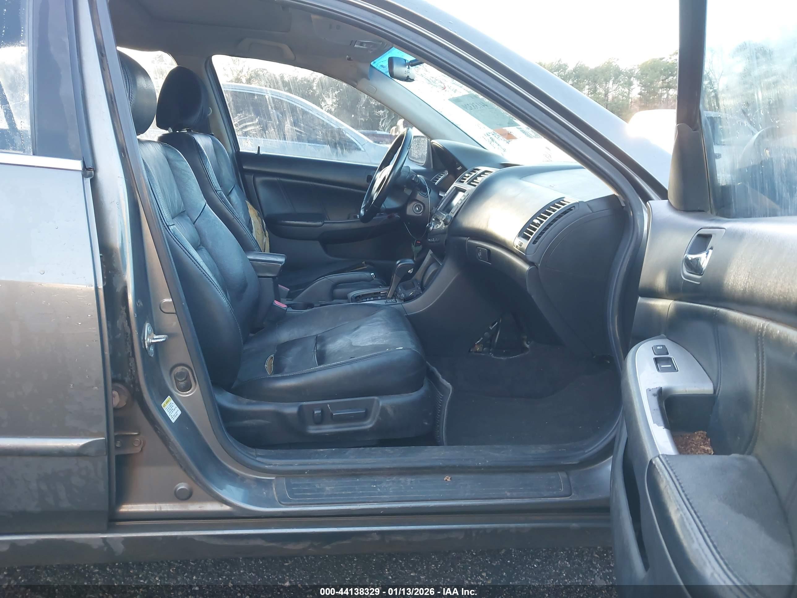 HONDA ACCORD image 5