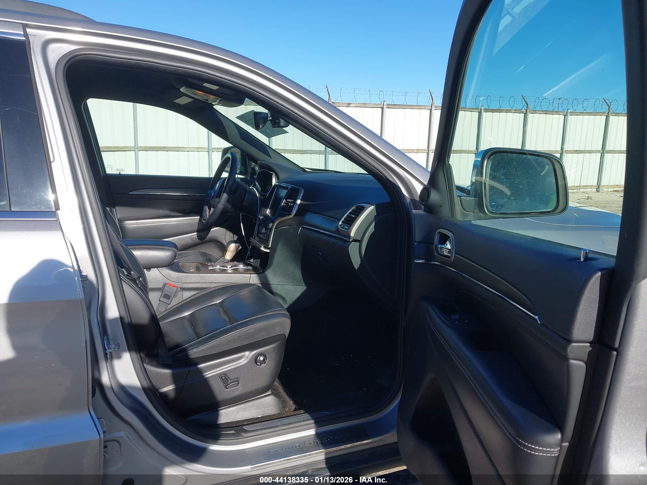 JEEP GRAND image 5