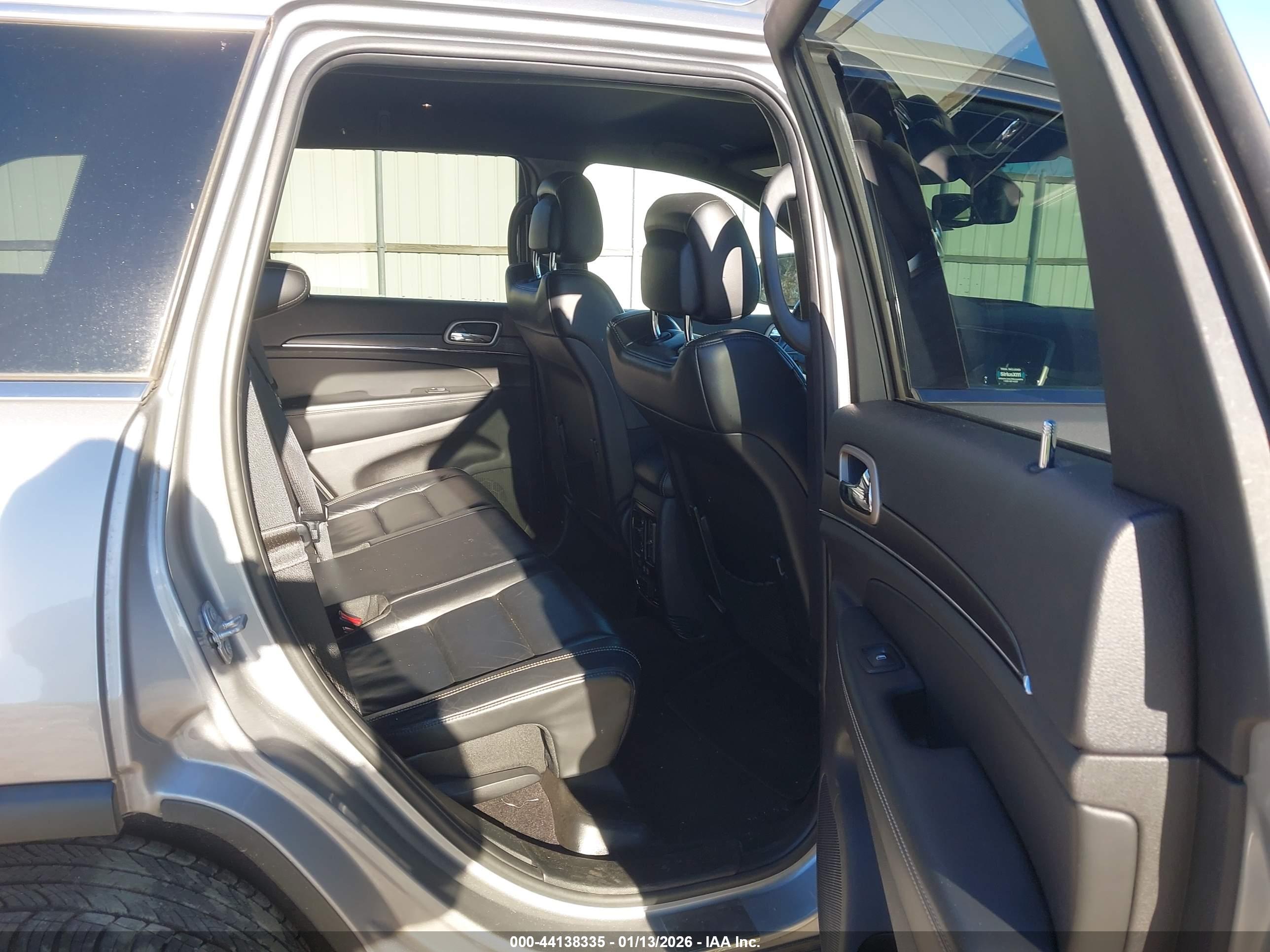JEEP GRAND image 8