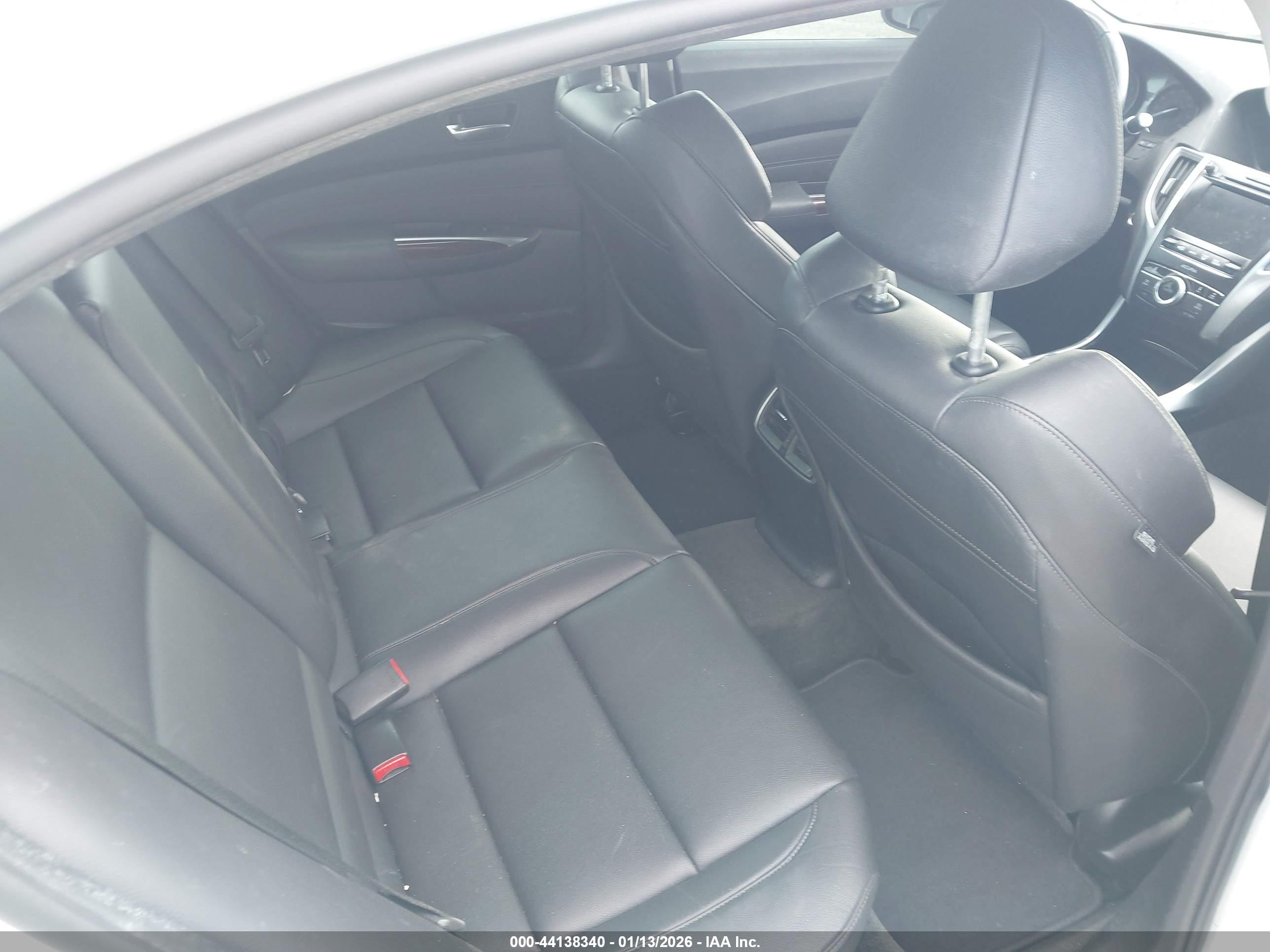 ACURA TLX image 8