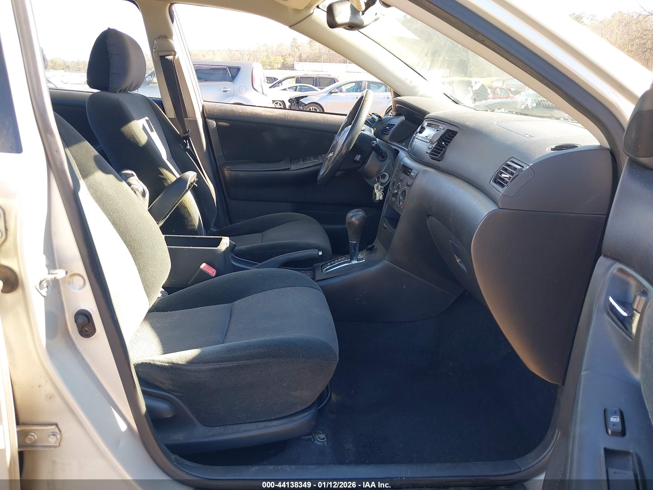TOYOTA COROLLA image 5
