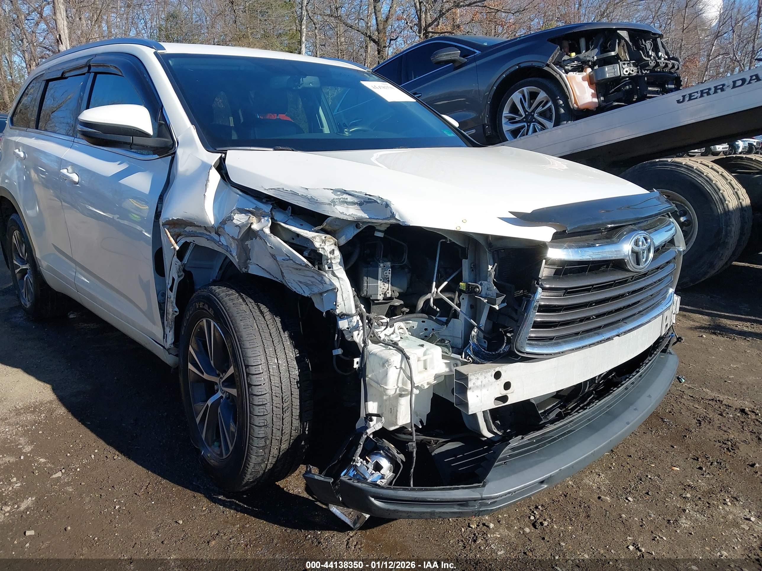TOYOTA HIGHLANDER image 6