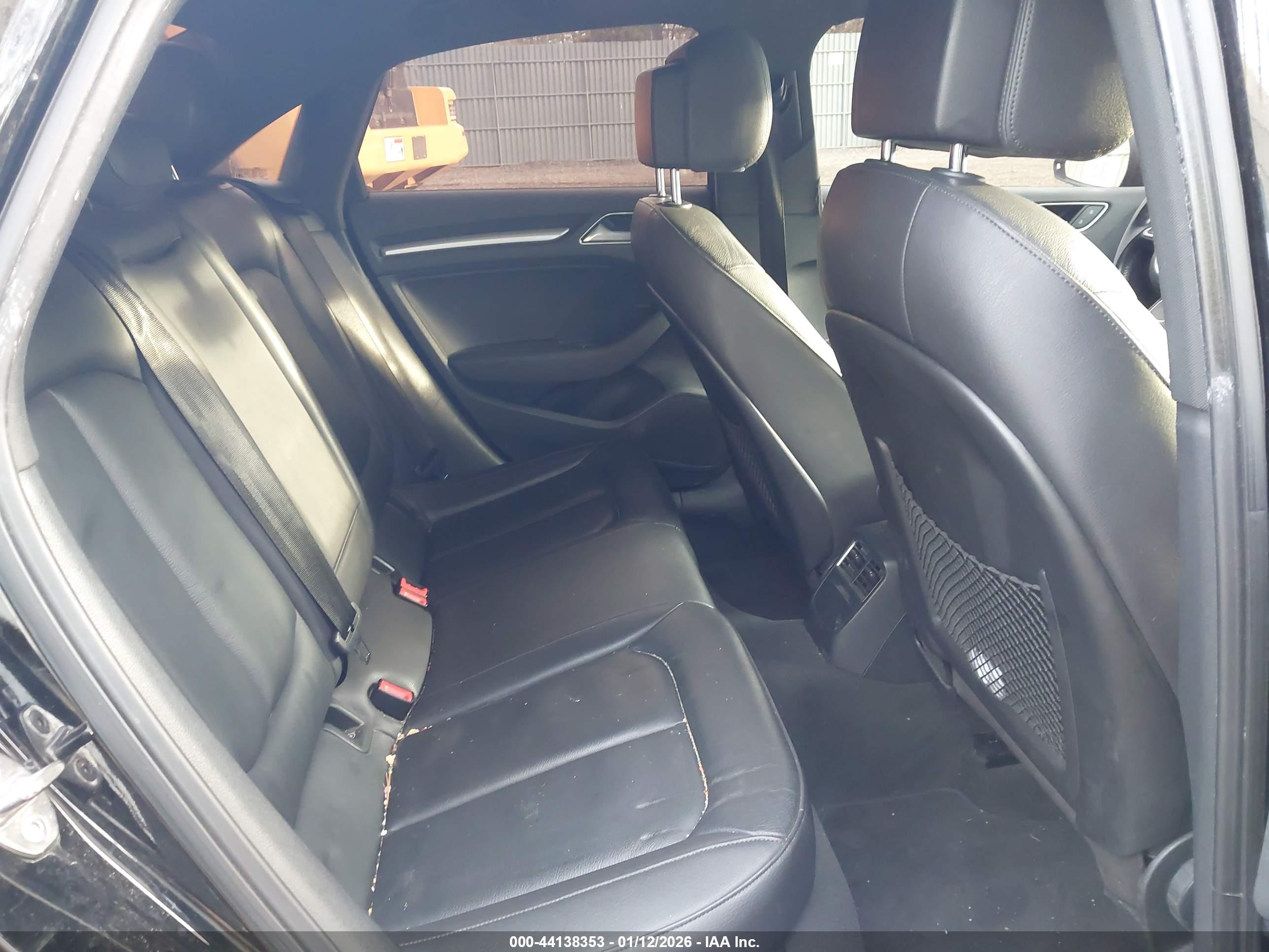 AUDI A3 image 8