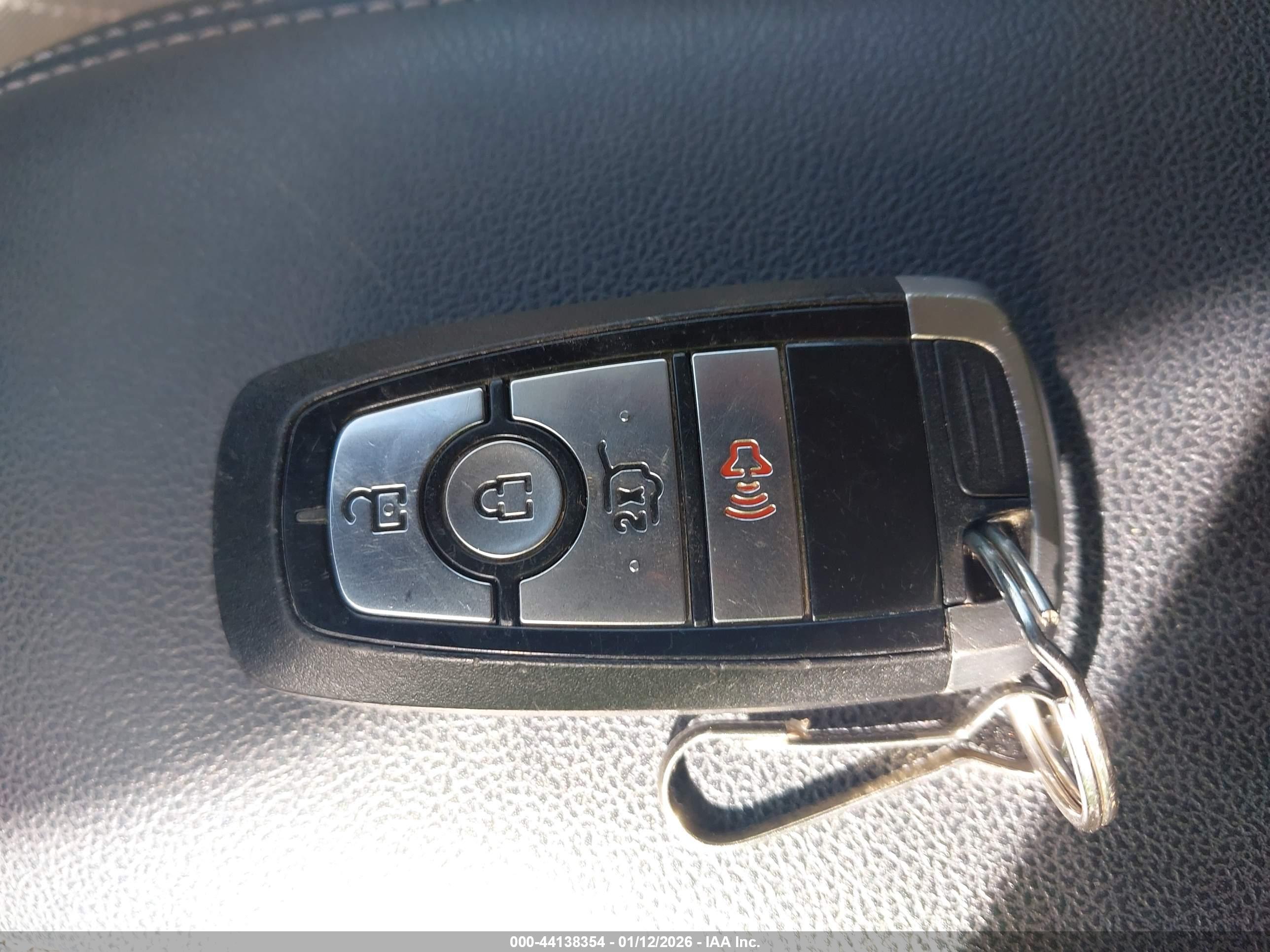 FORD ESCAPE image 11