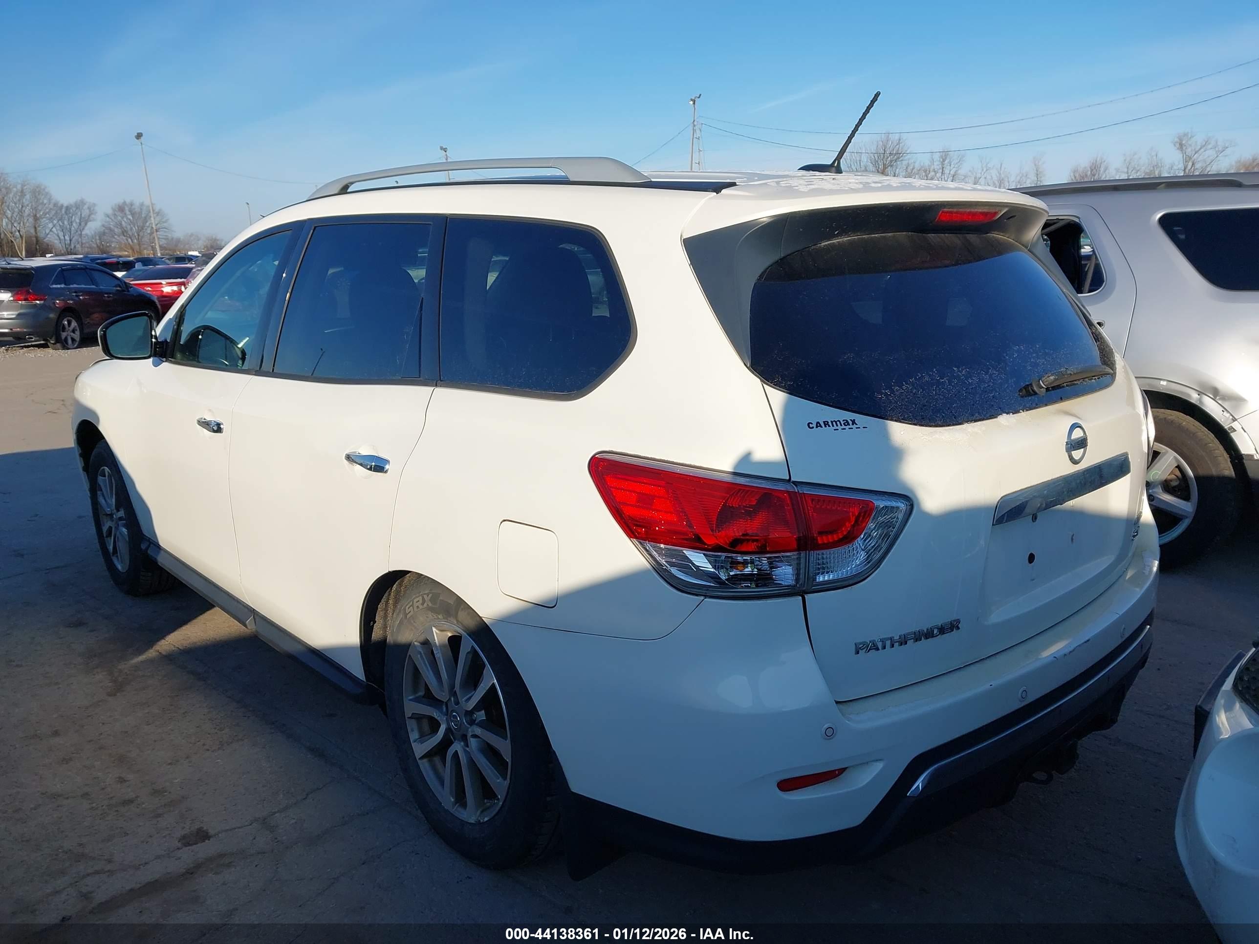 NISSAN PATHFINDER image 3