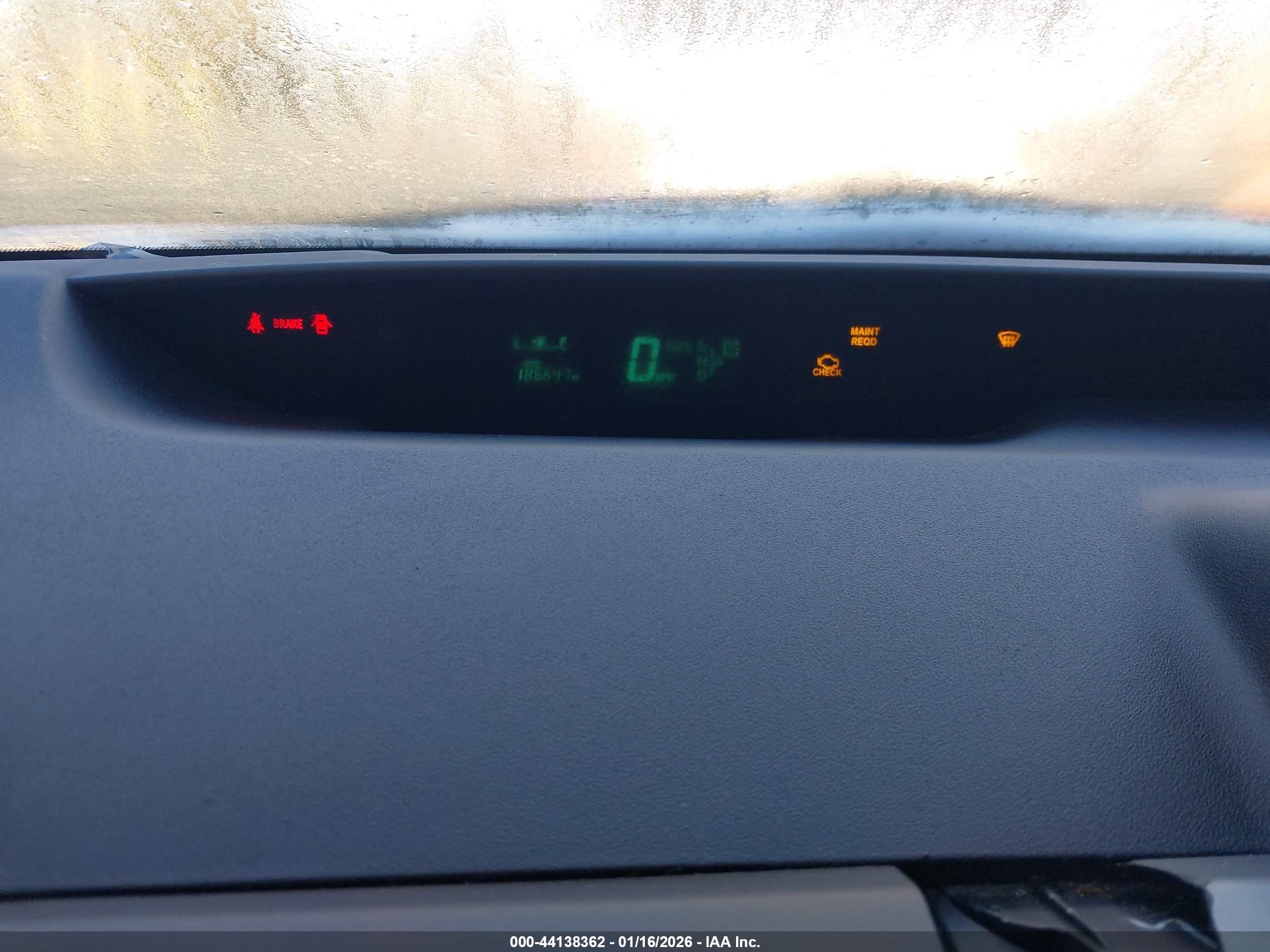 TOYOTA PRIUS image 7