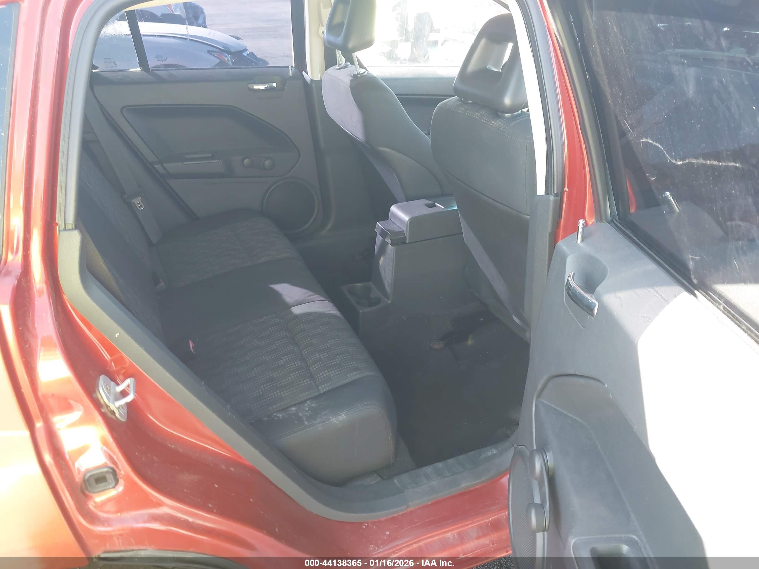 DODGE CALIBER image 8