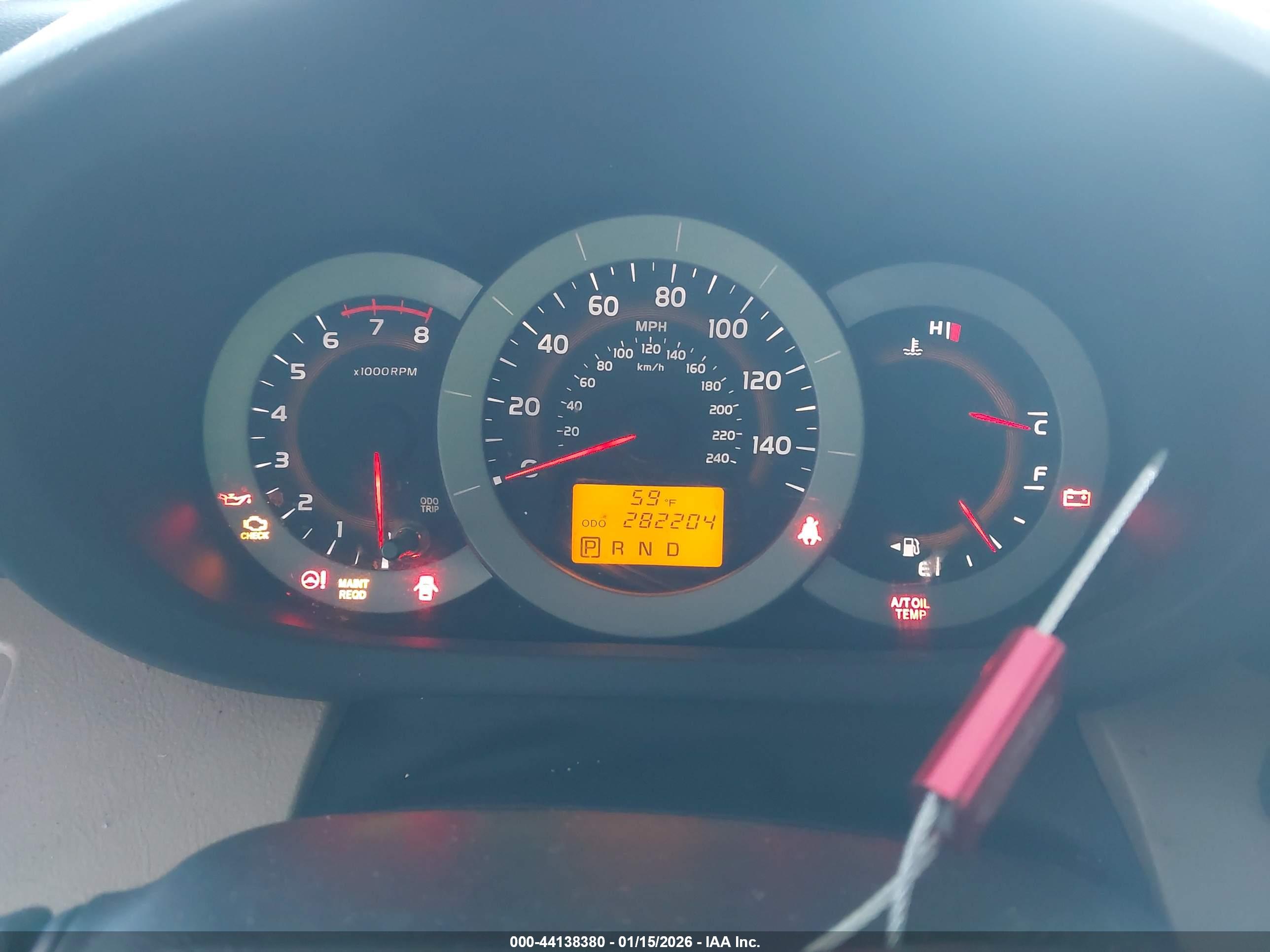 TOYOTA RAV4 image 7