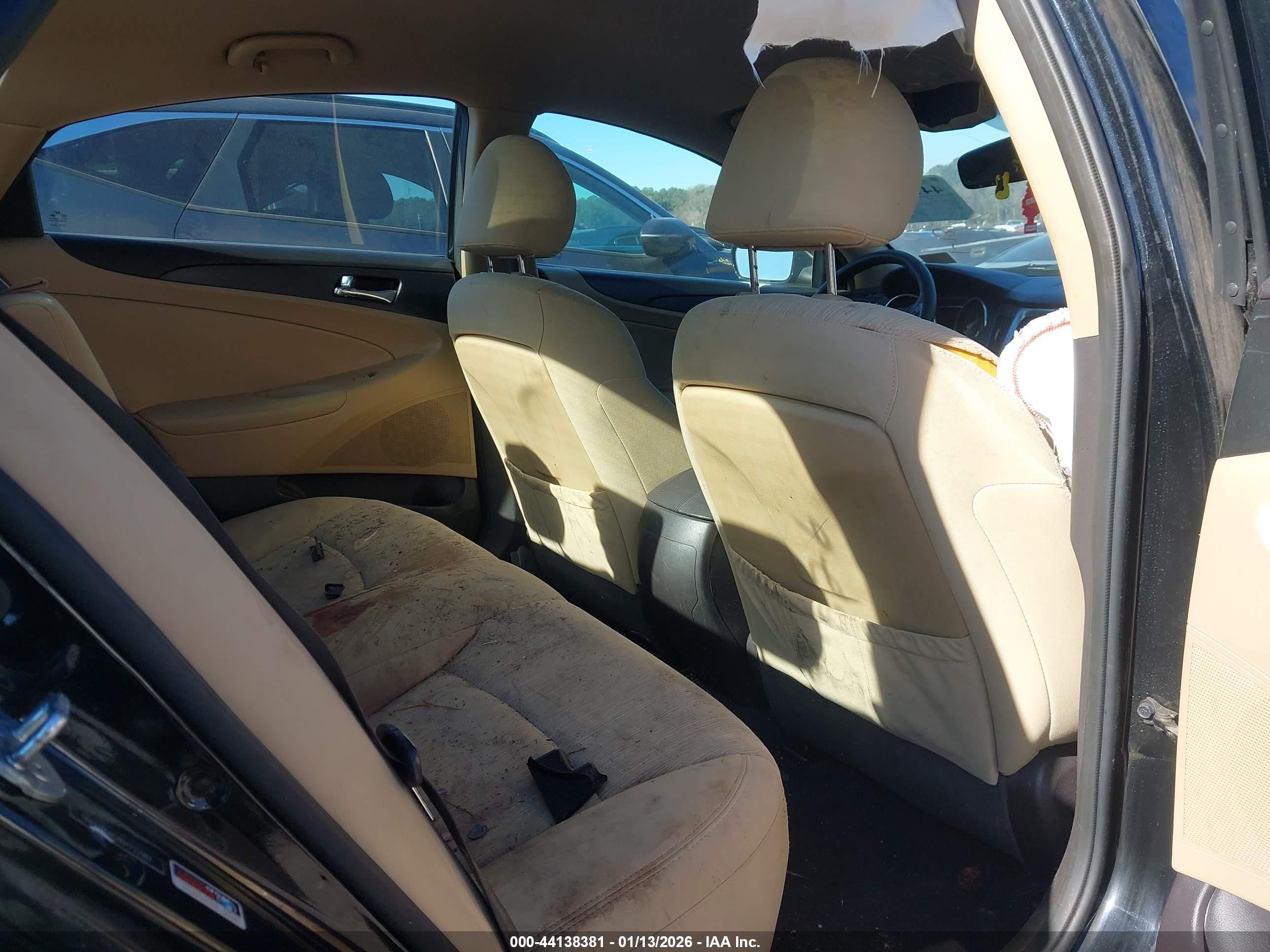 HYUNDAI SONATA image 8