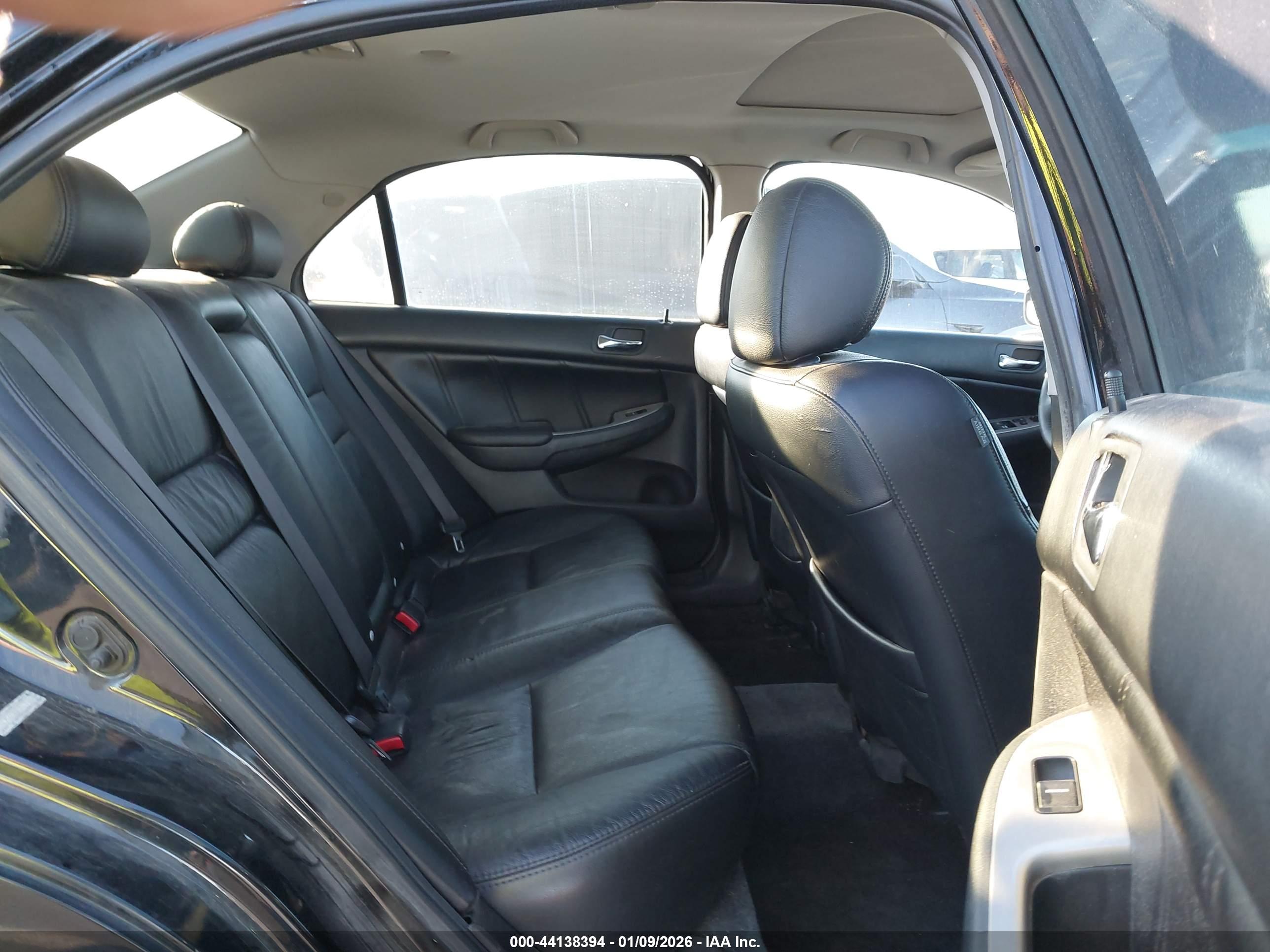 HONDA ACCORD image 8
