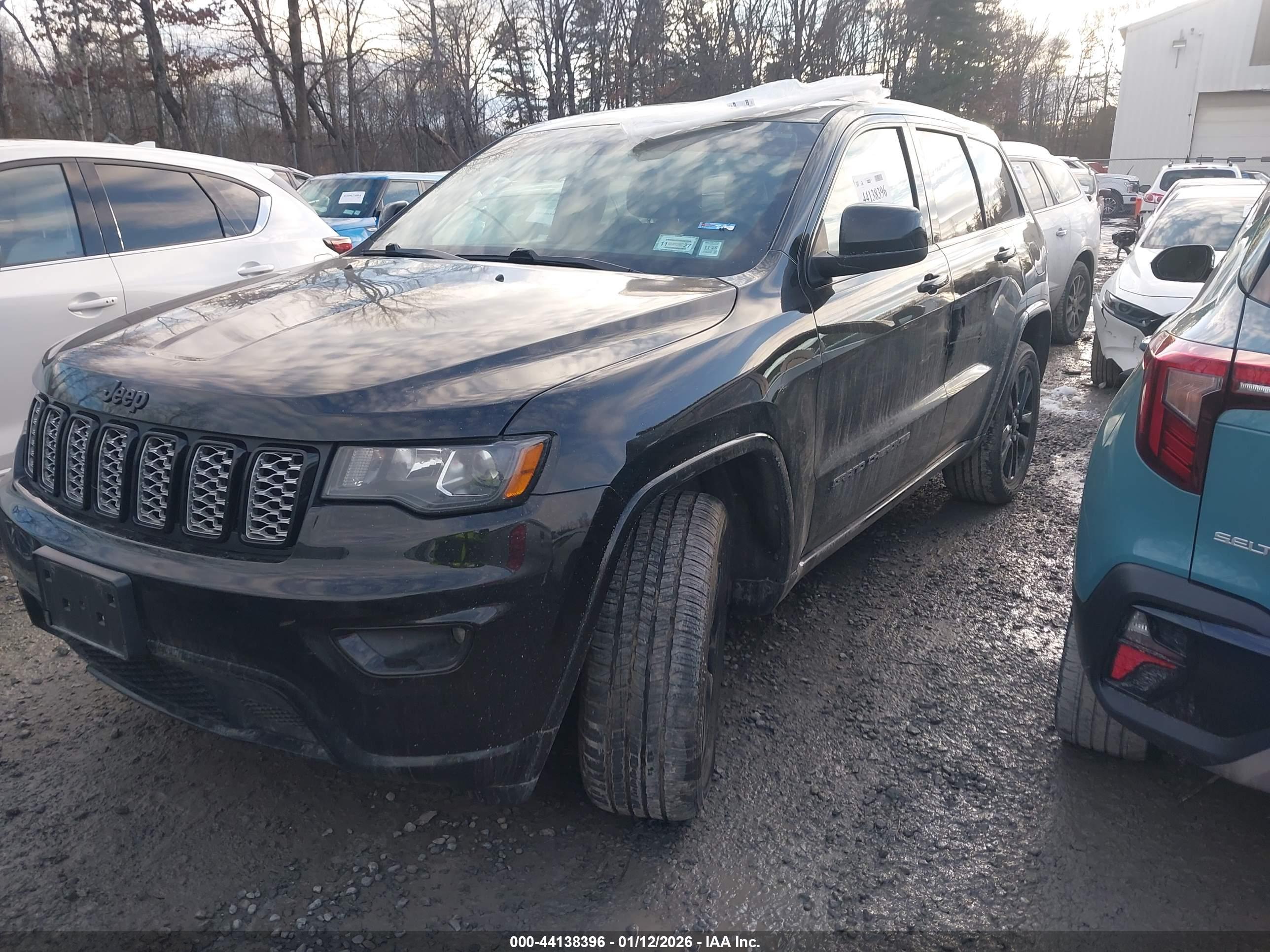 JEEP GRAND image 2