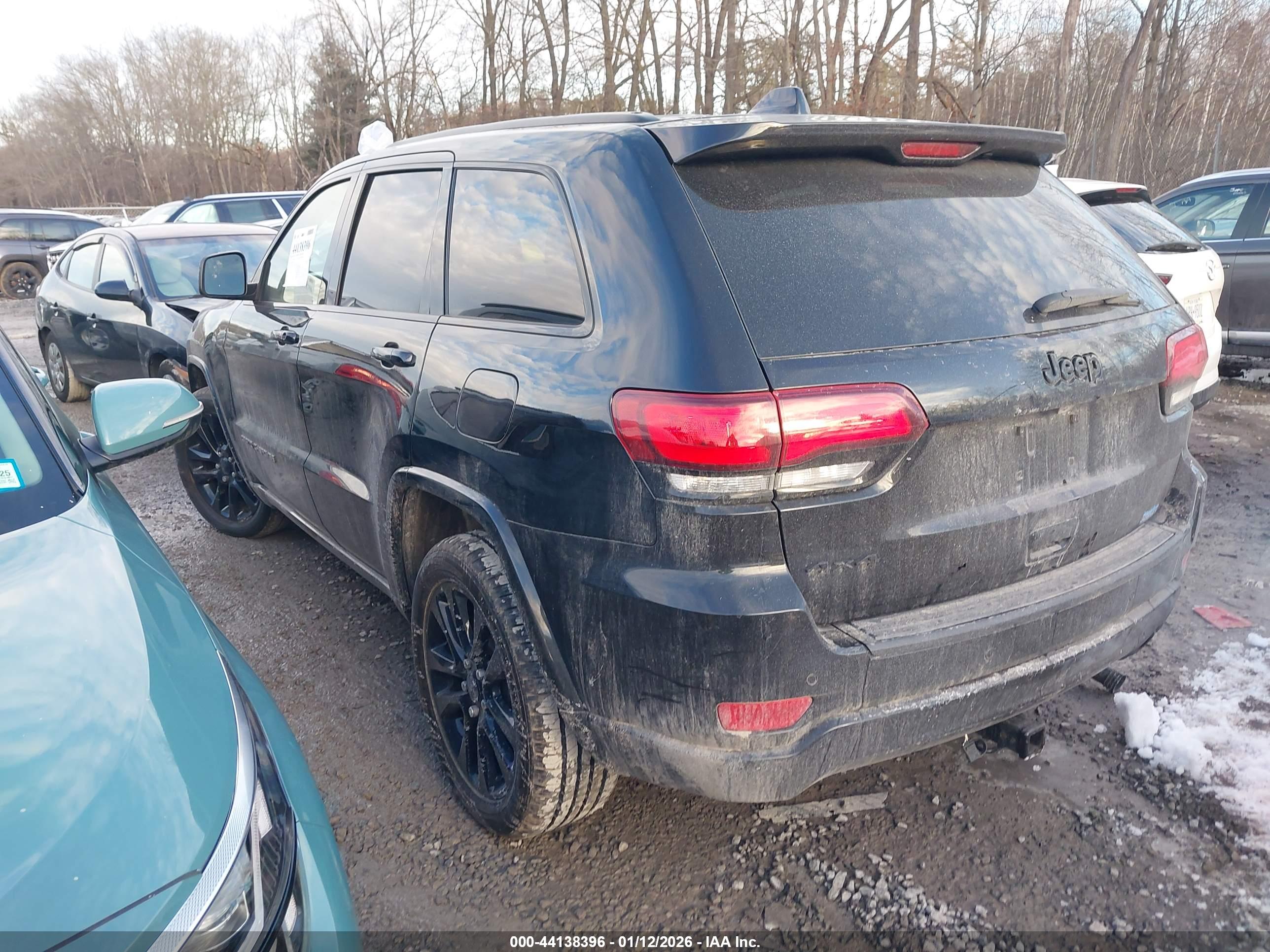 JEEP GRAND image 3
