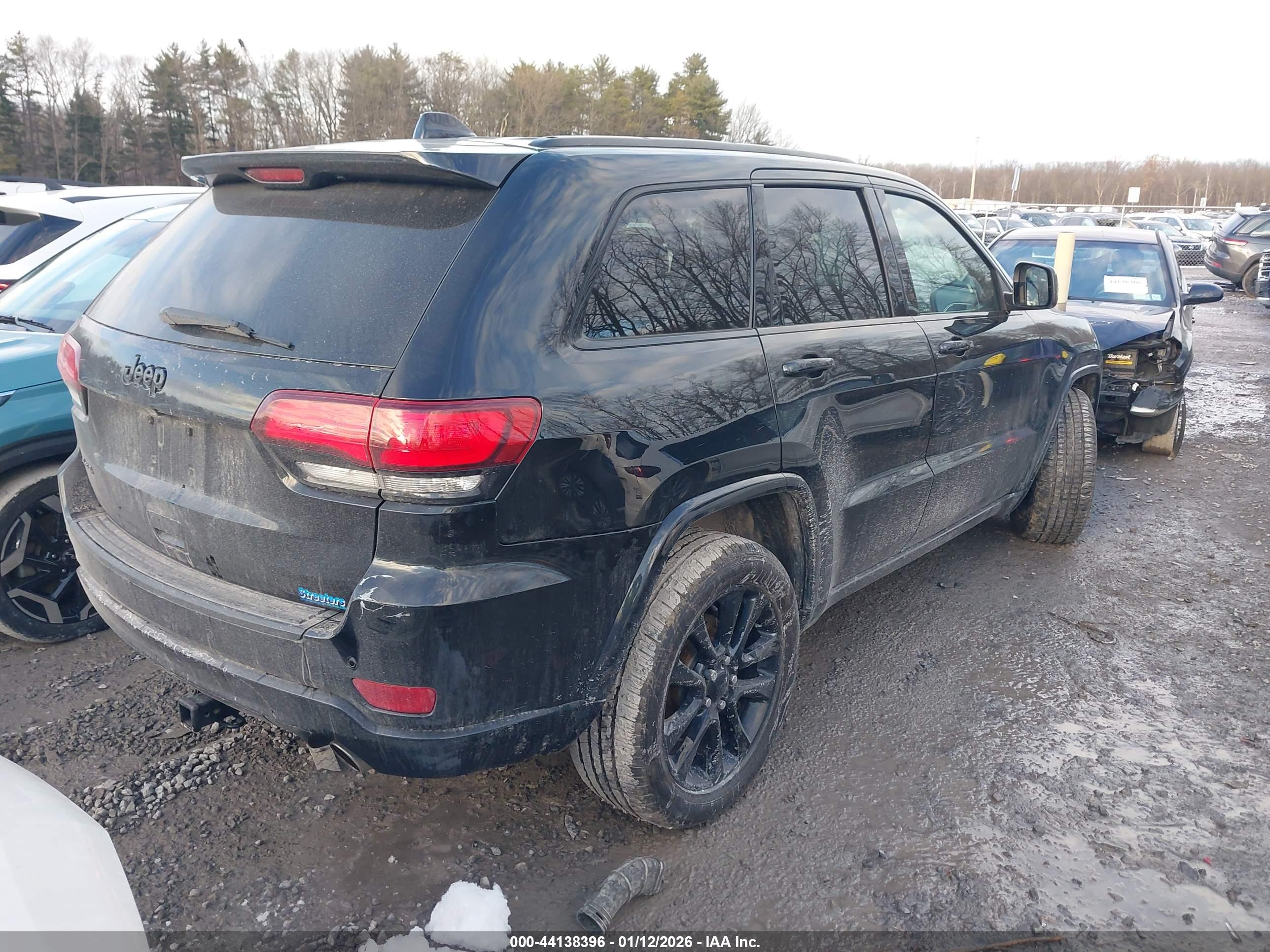 JEEP GRAND image 4