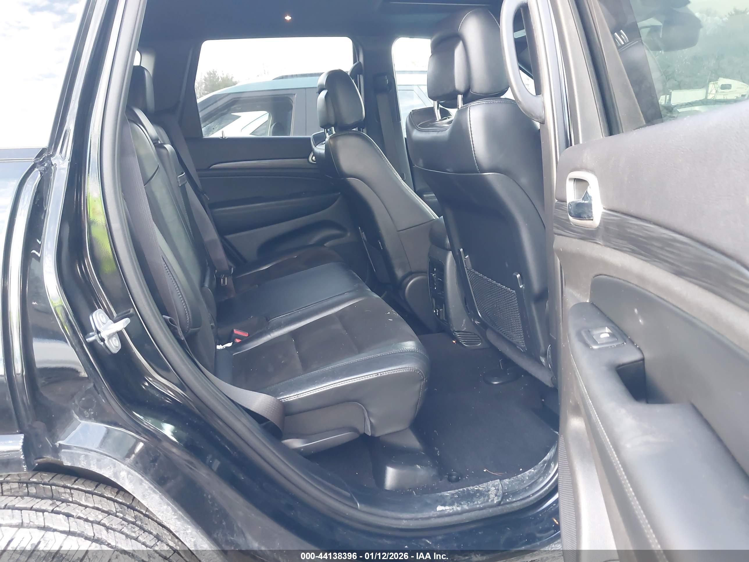 JEEP GRAND image 8