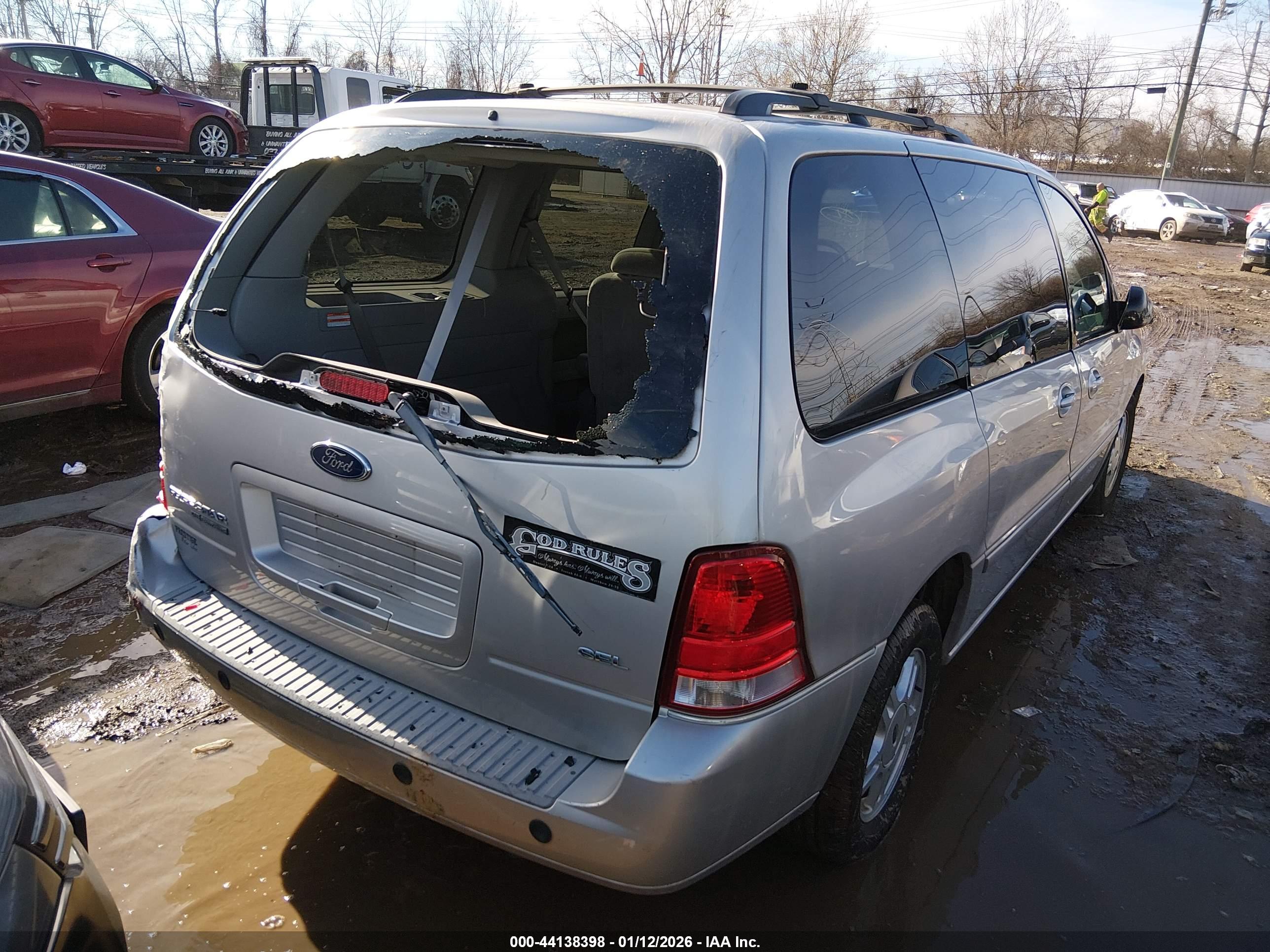 FORD FREESTAR image 6