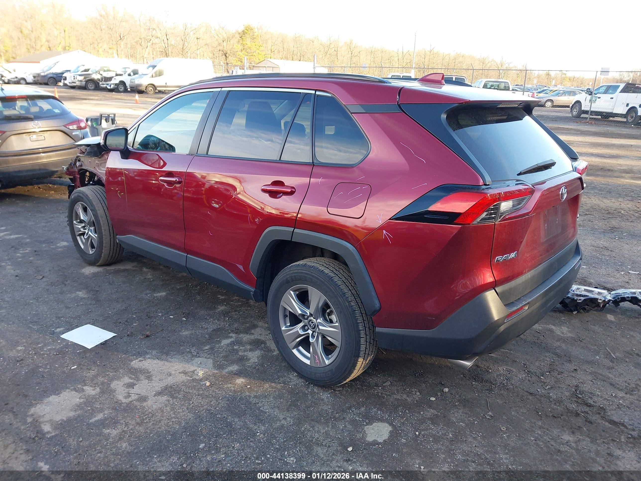 TOYOTA RAV4 image 3