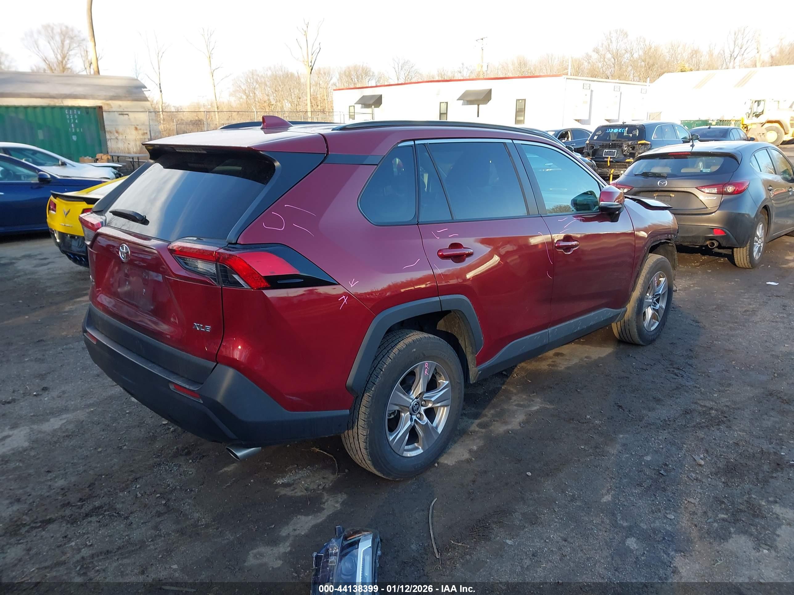 TOYOTA RAV4 image 4