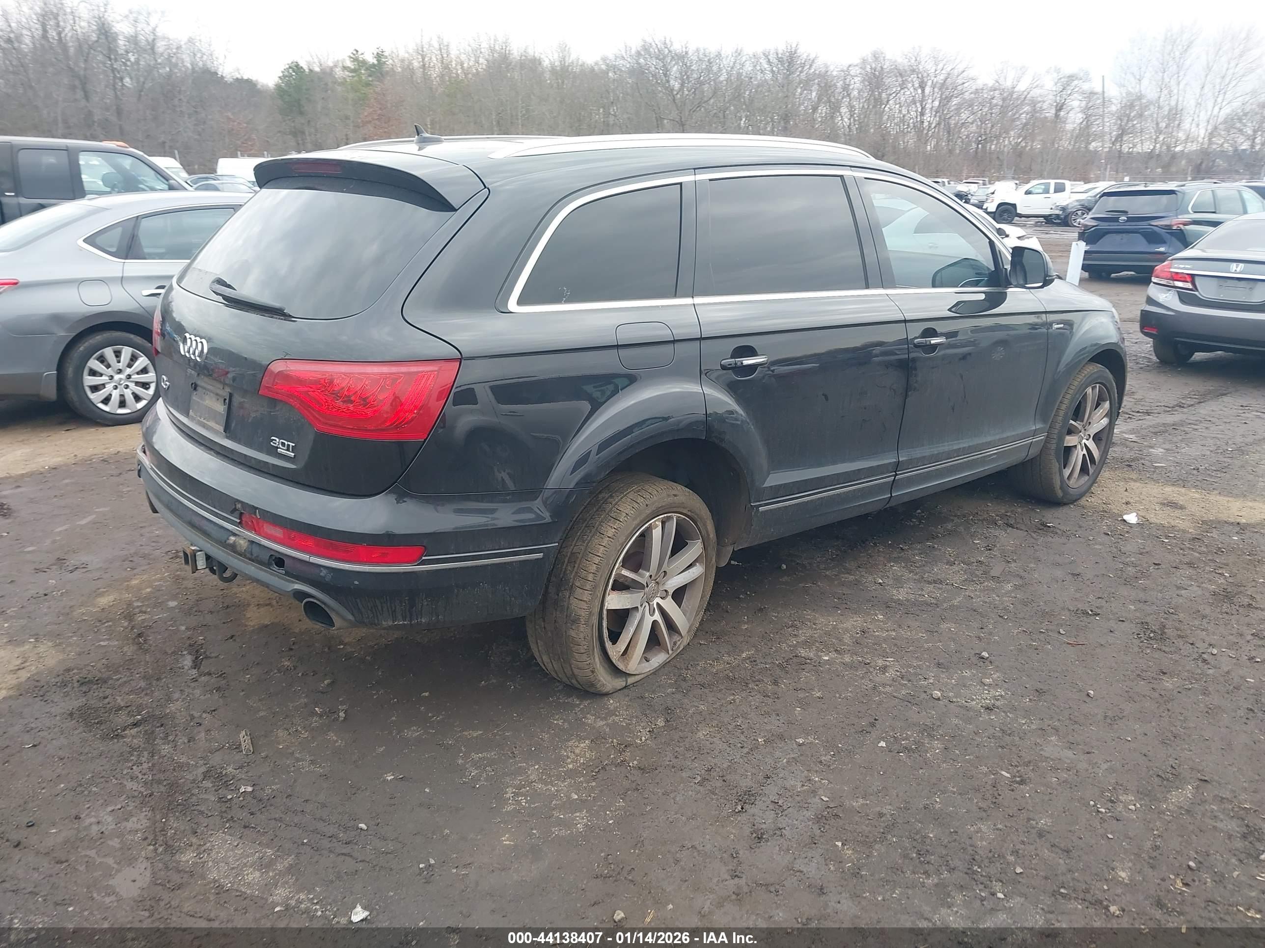 AUDI Q7 image 4