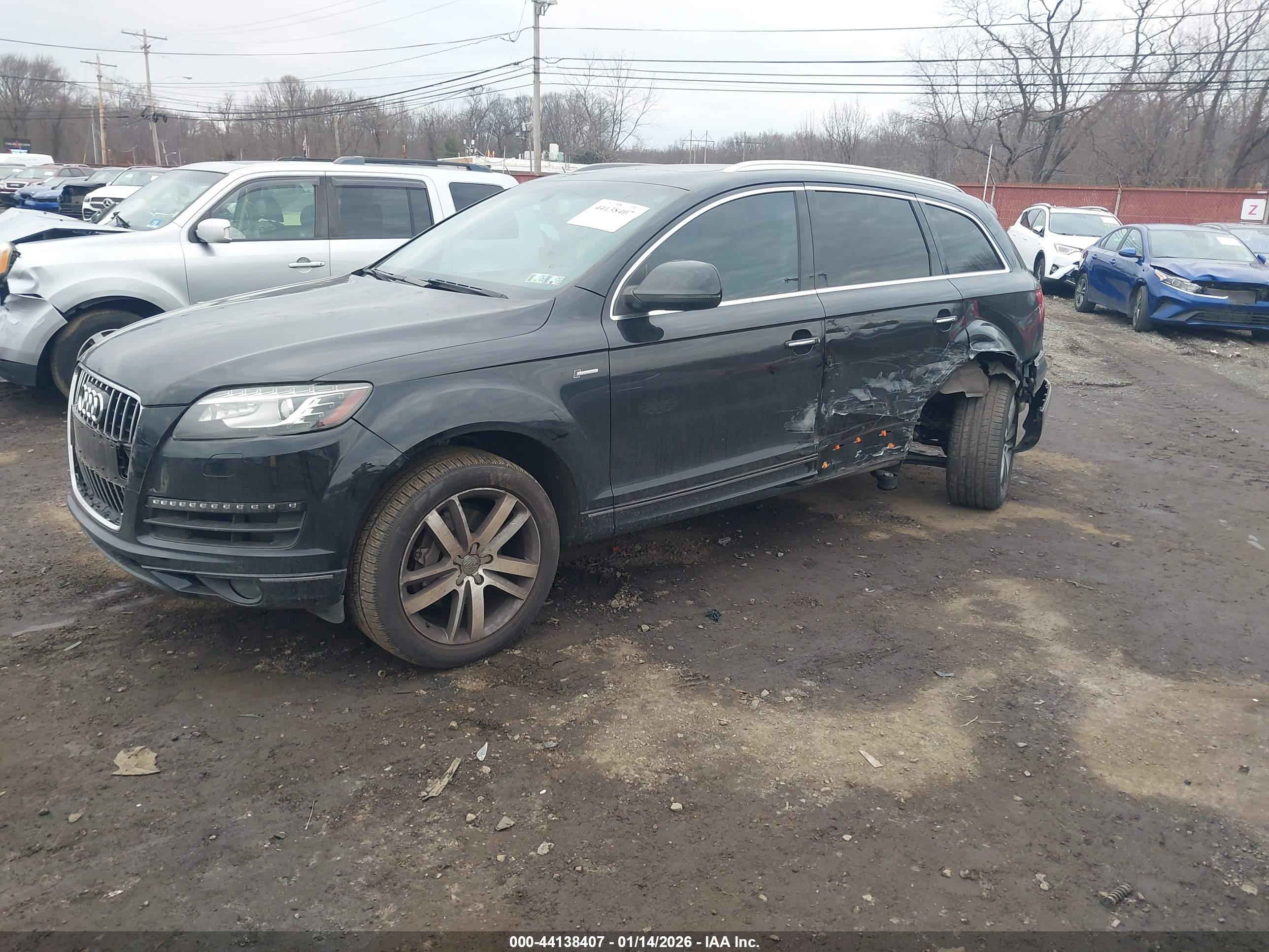 AUDI Q7 image 6