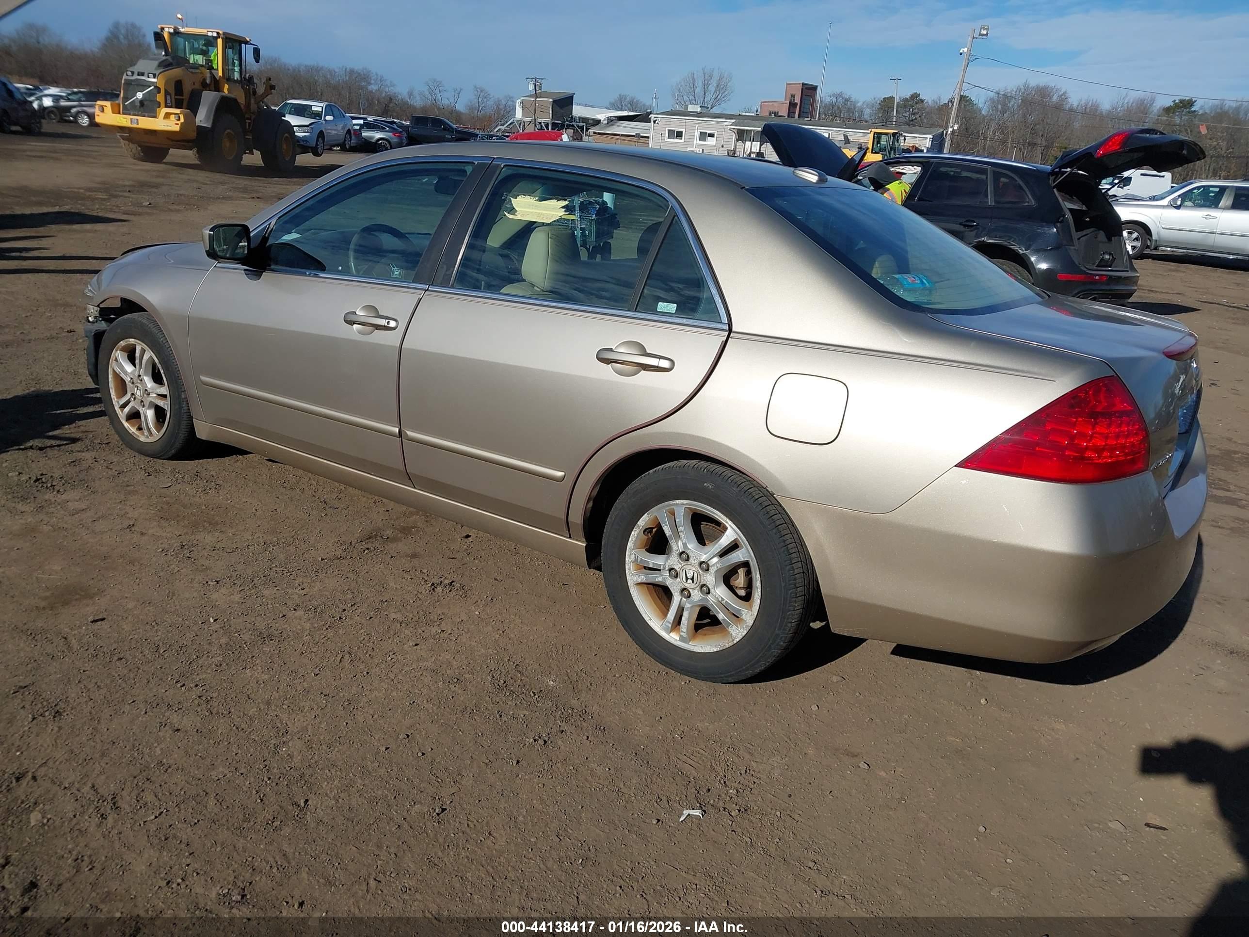 HONDA ACCORD image 3
