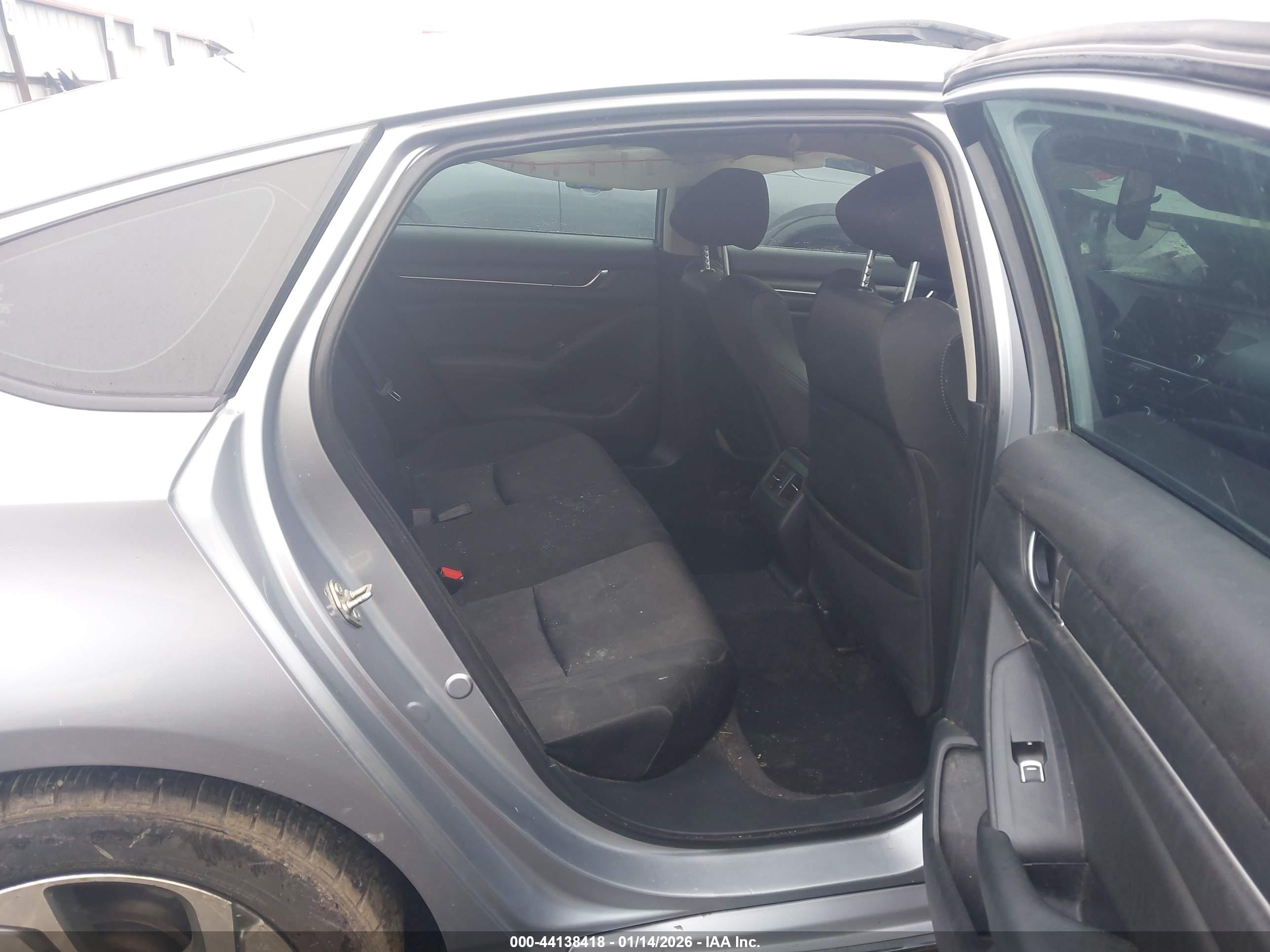 HONDA ACCORD image 8