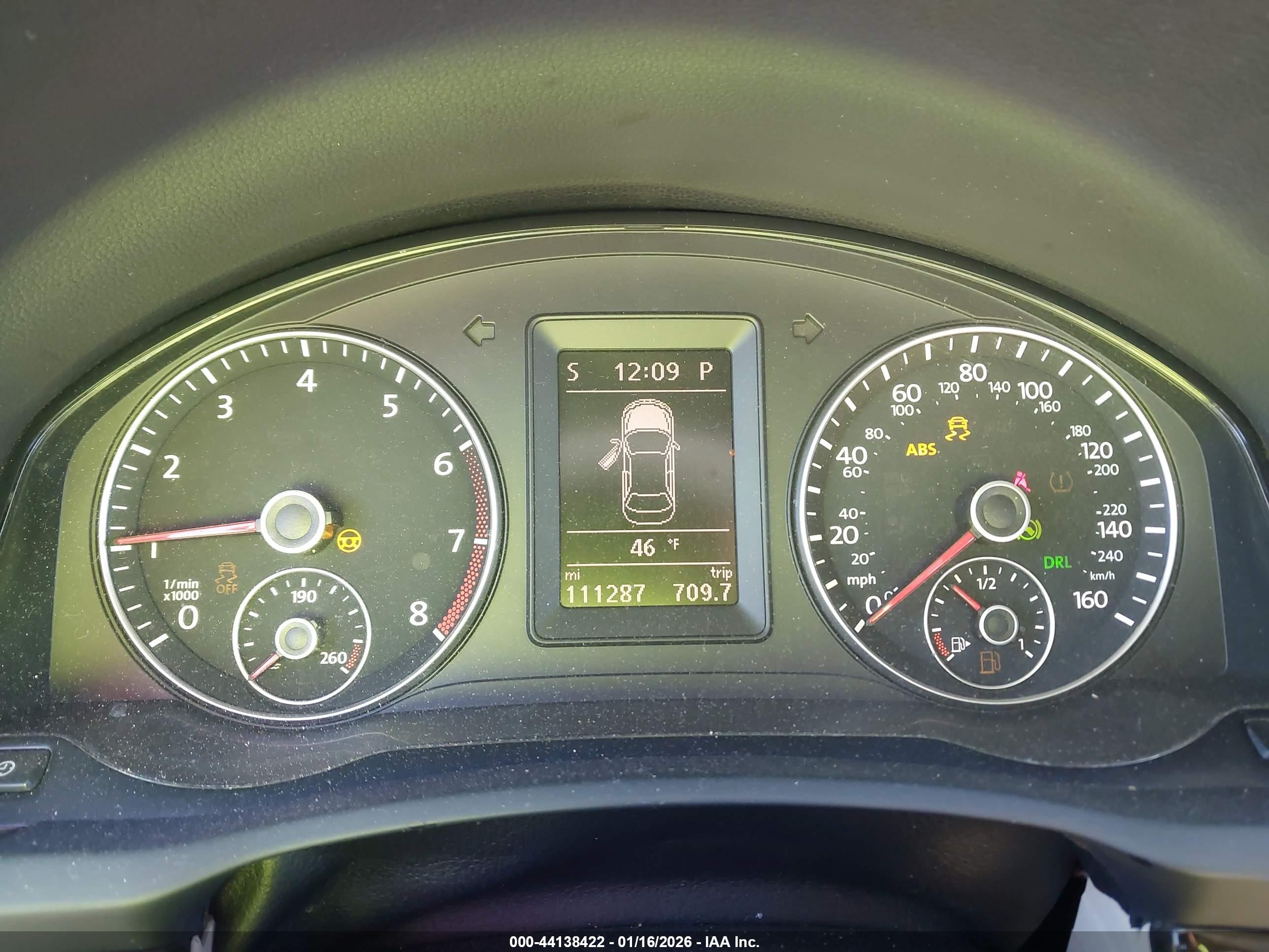 VOLKSWAGEN EOS image 7