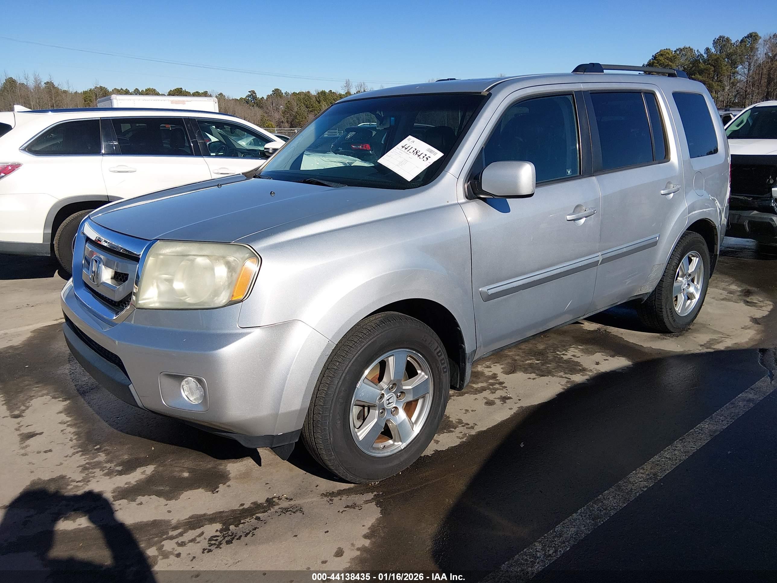 HONDA PILOT image 2