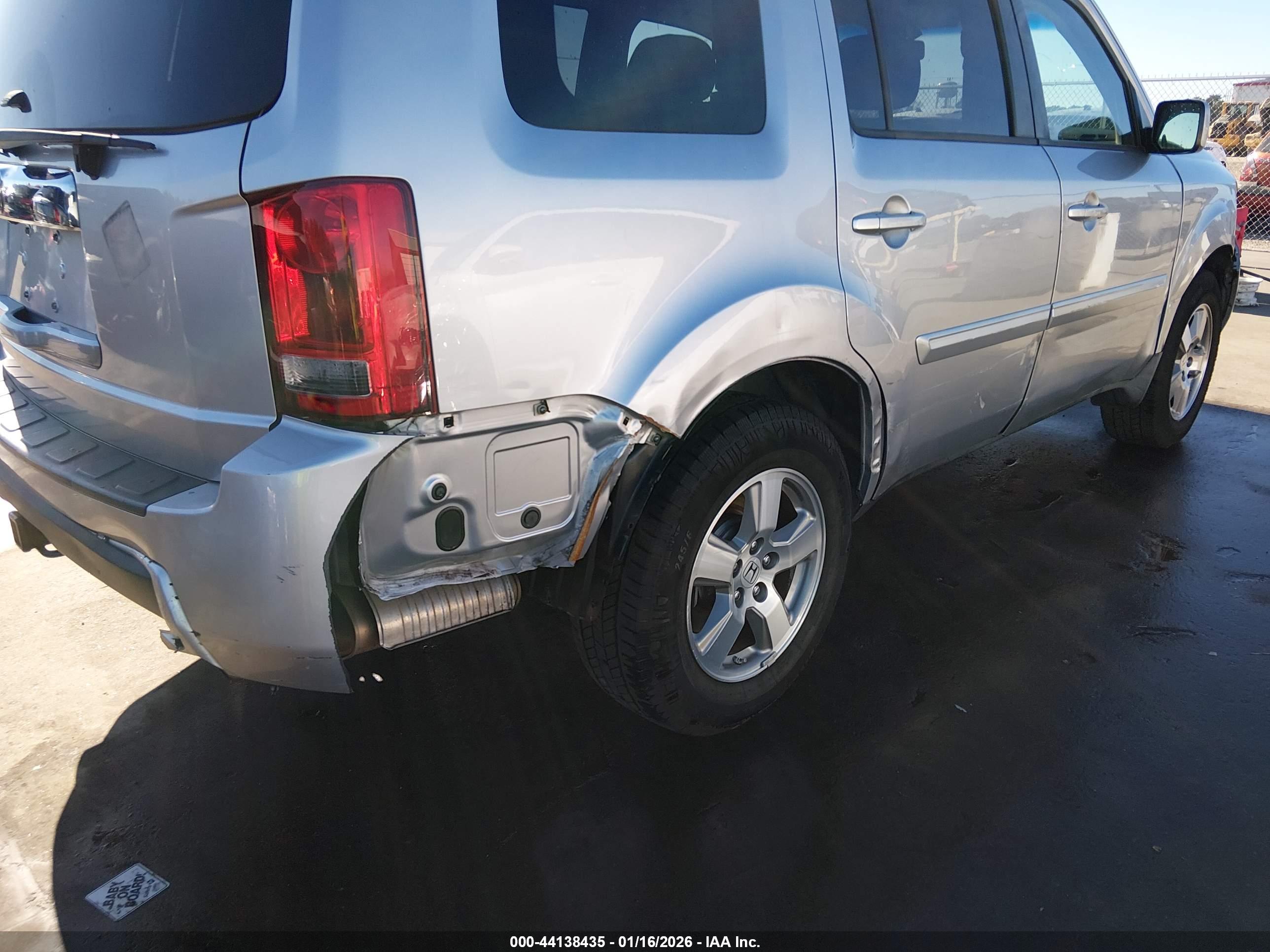 HONDA PILOT image 6
