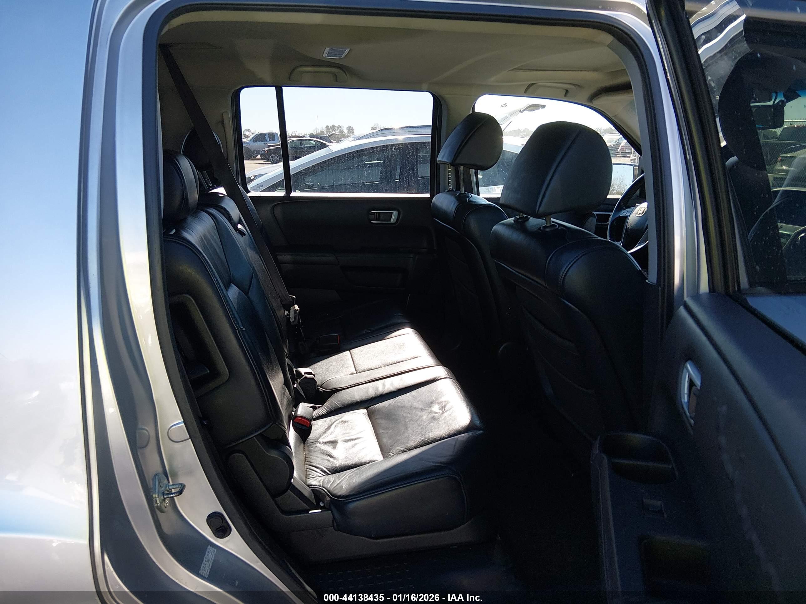 HONDA PILOT image 8