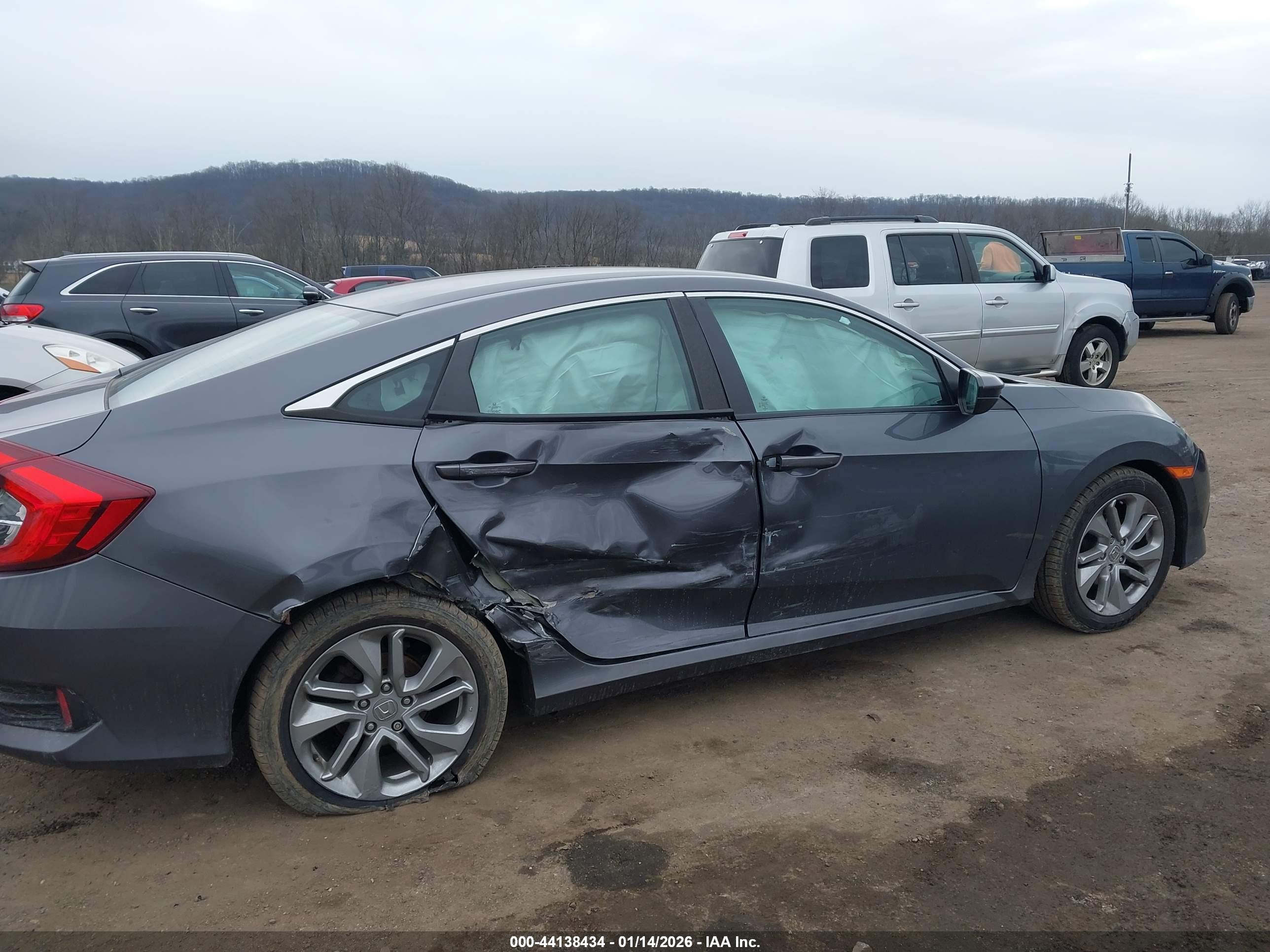 HONDA CIVIC image 6