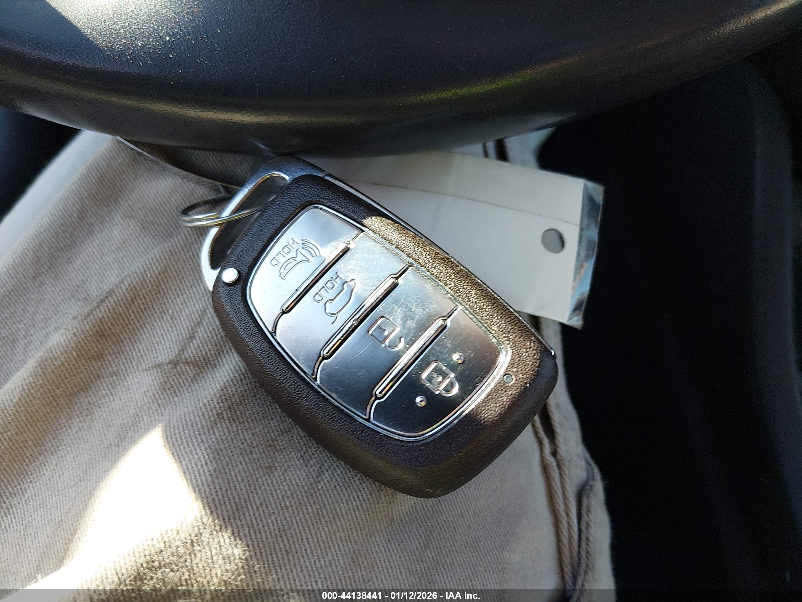 HYUNDAI IONIQ image 11