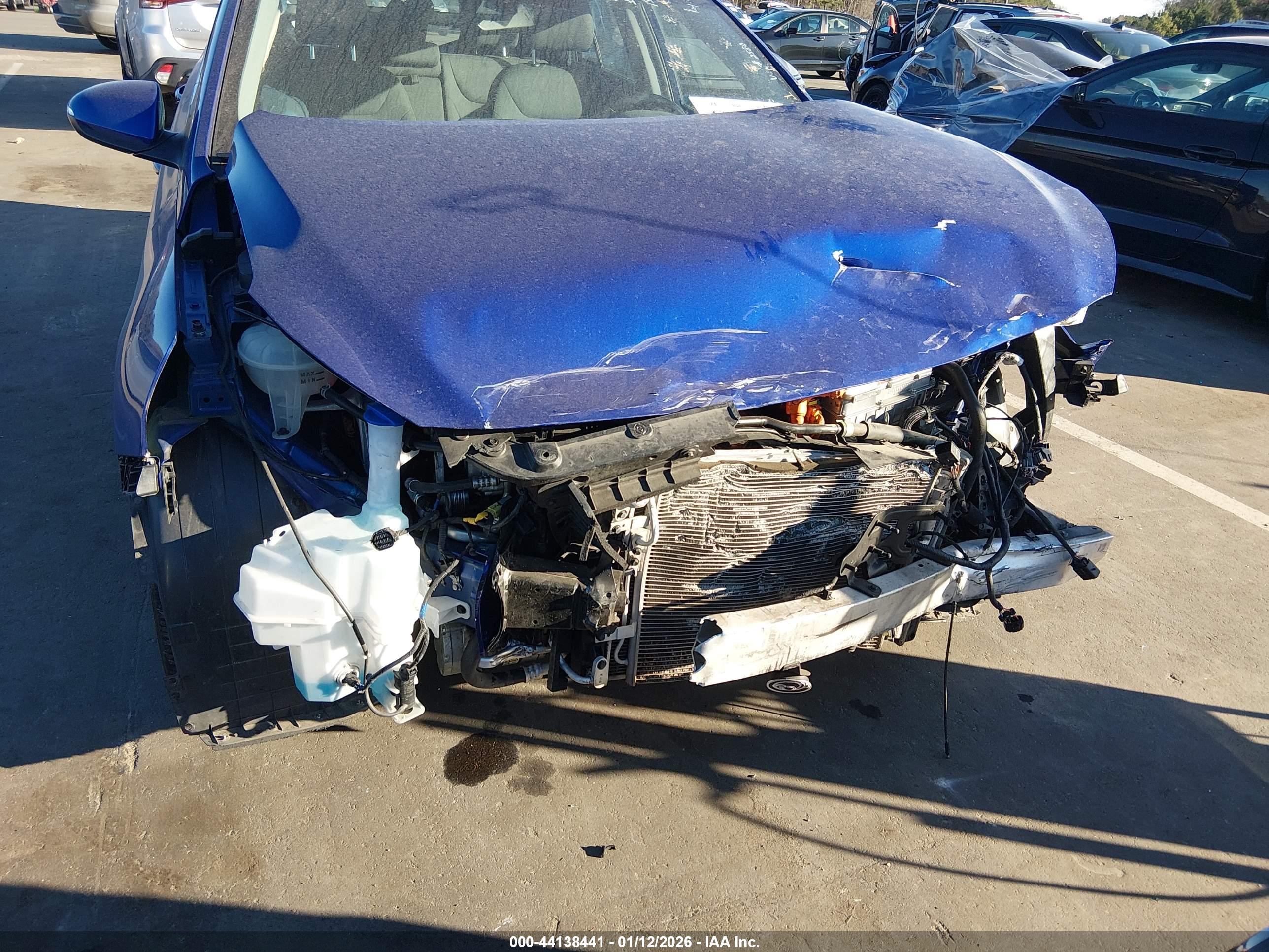 HYUNDAI IONIQ image 6