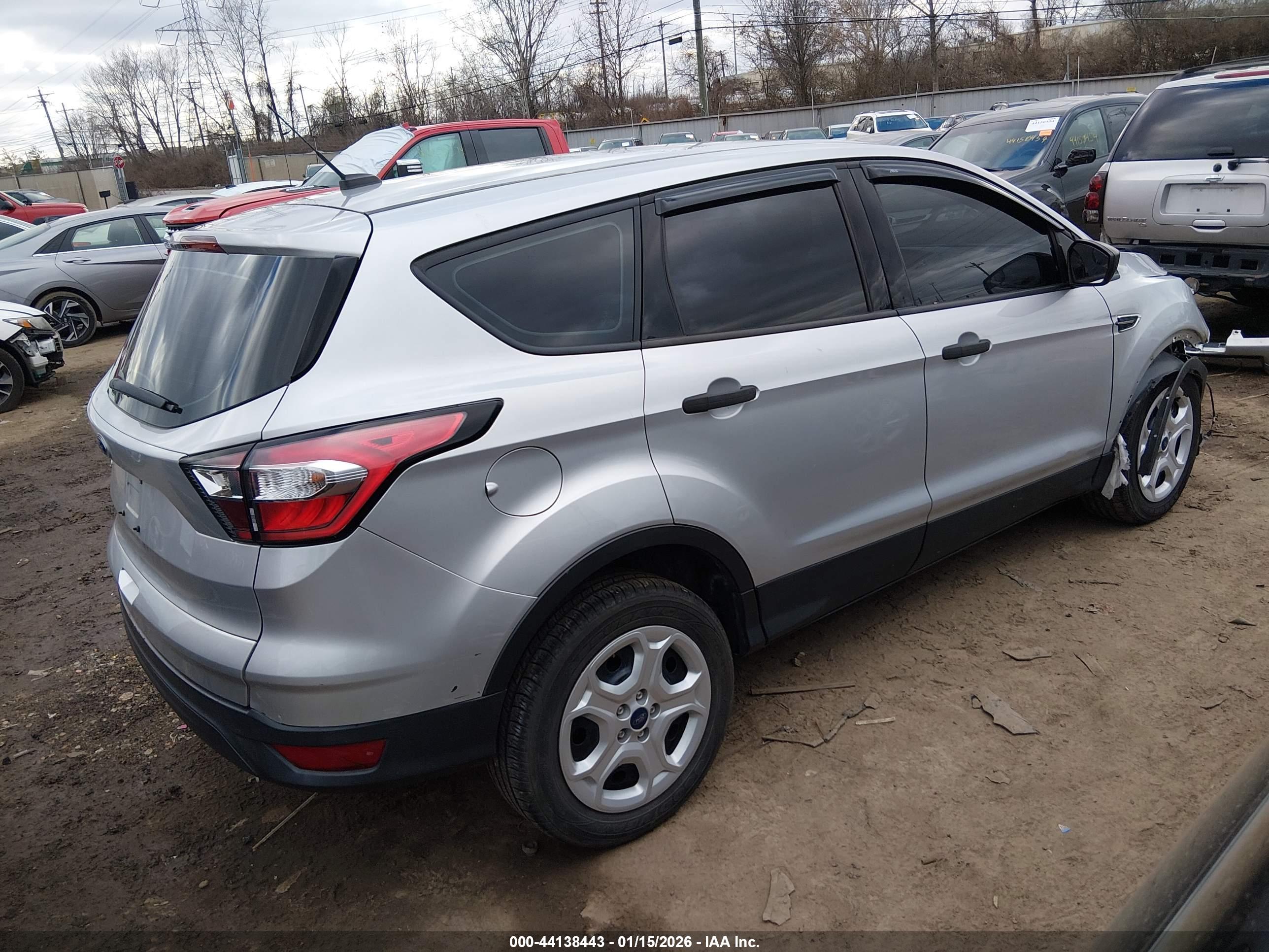 FORD ESCAPE image 4