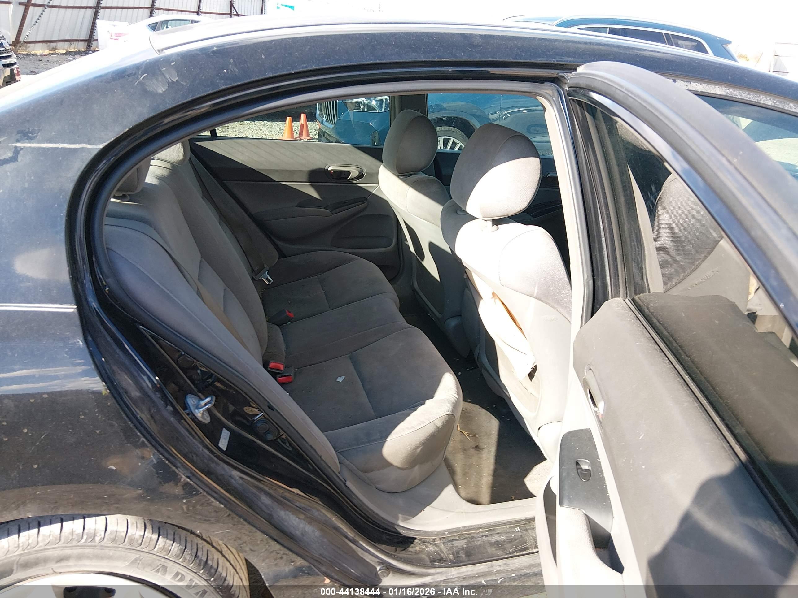 HONDA CIVIC image 8