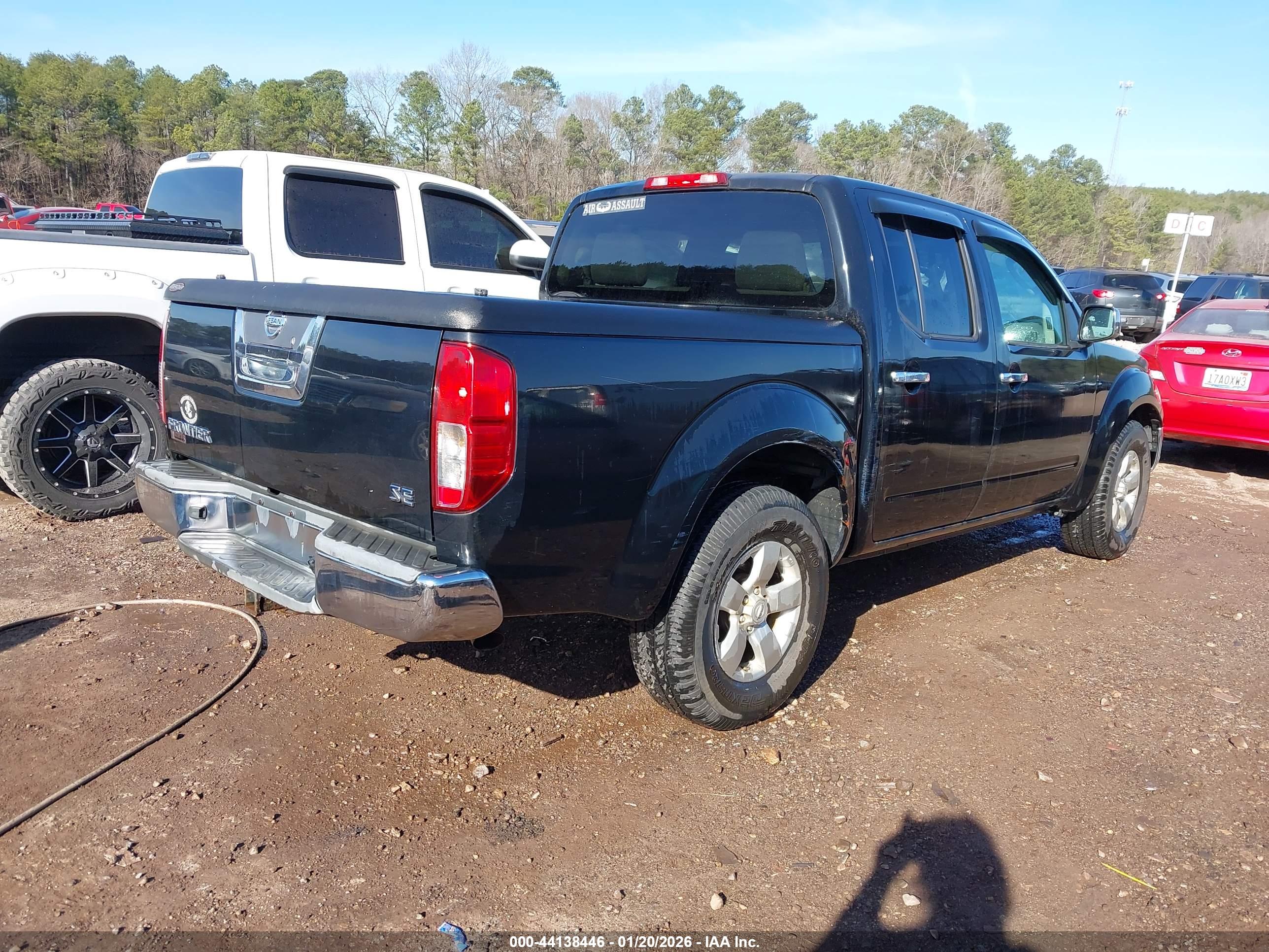 NISSAN FRONTIER image 4