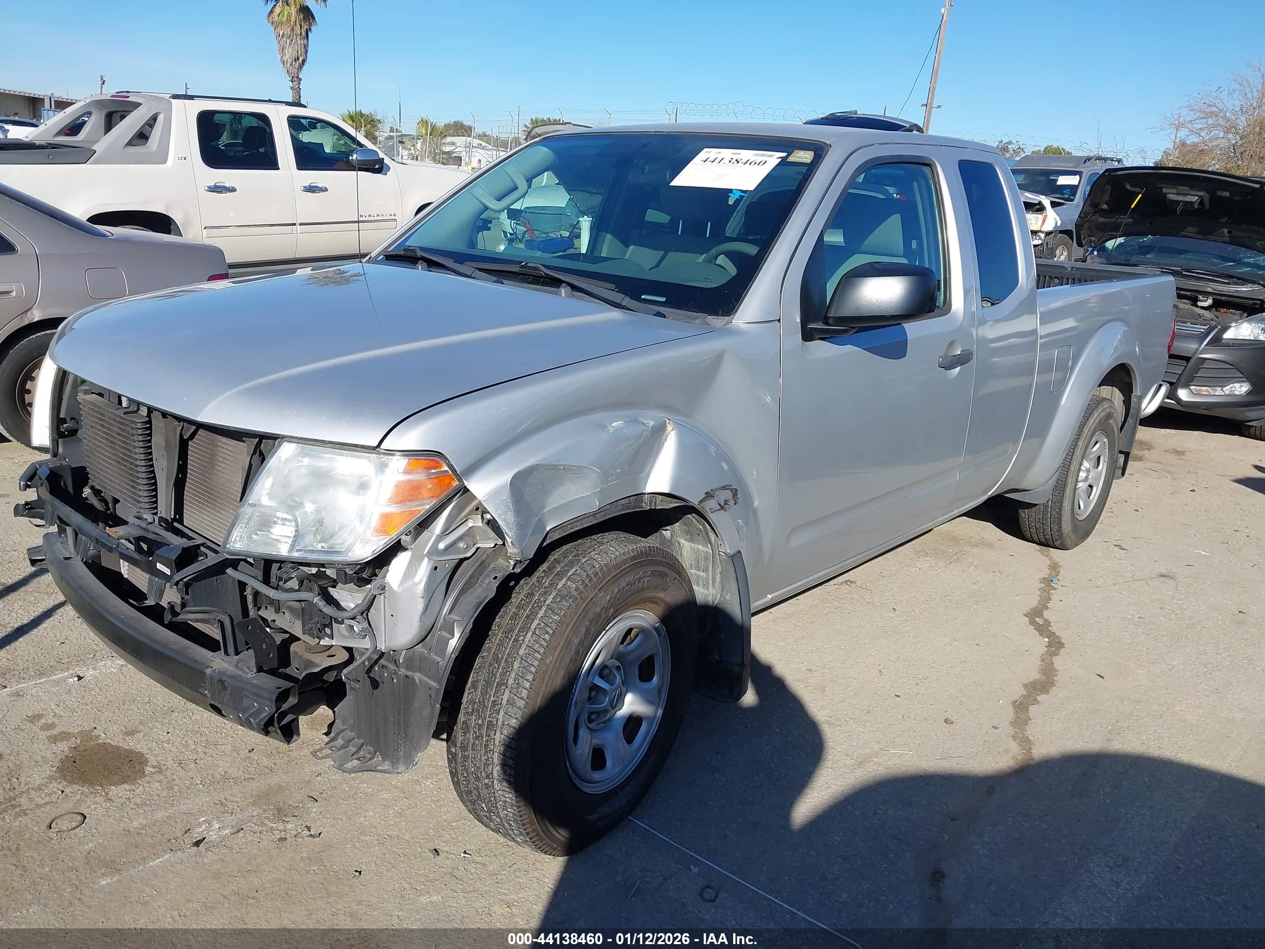 NISSAN FRONTIER image 2