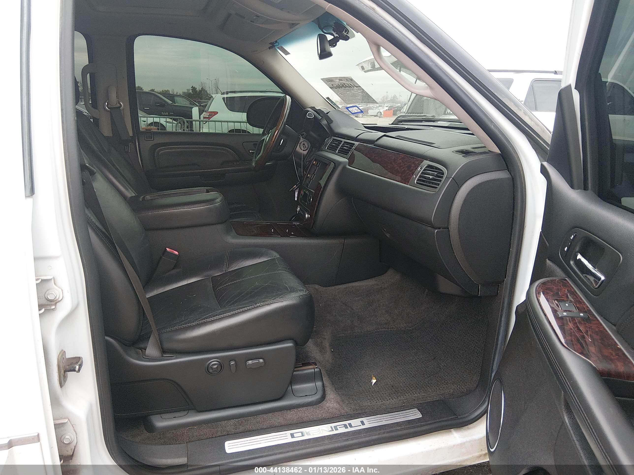 GMC SIERRA image 5