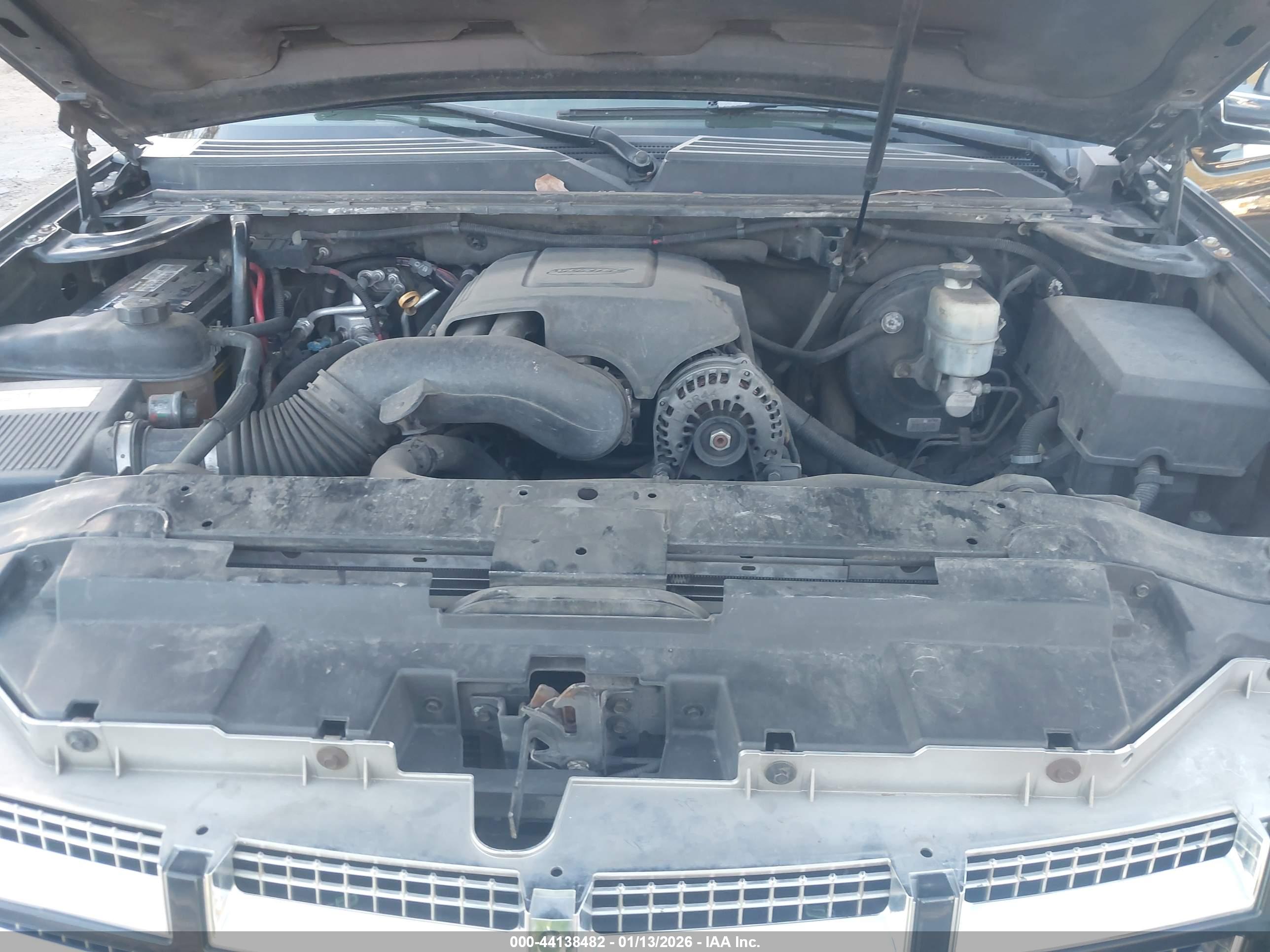 CADILLAC ESCALADE image 10