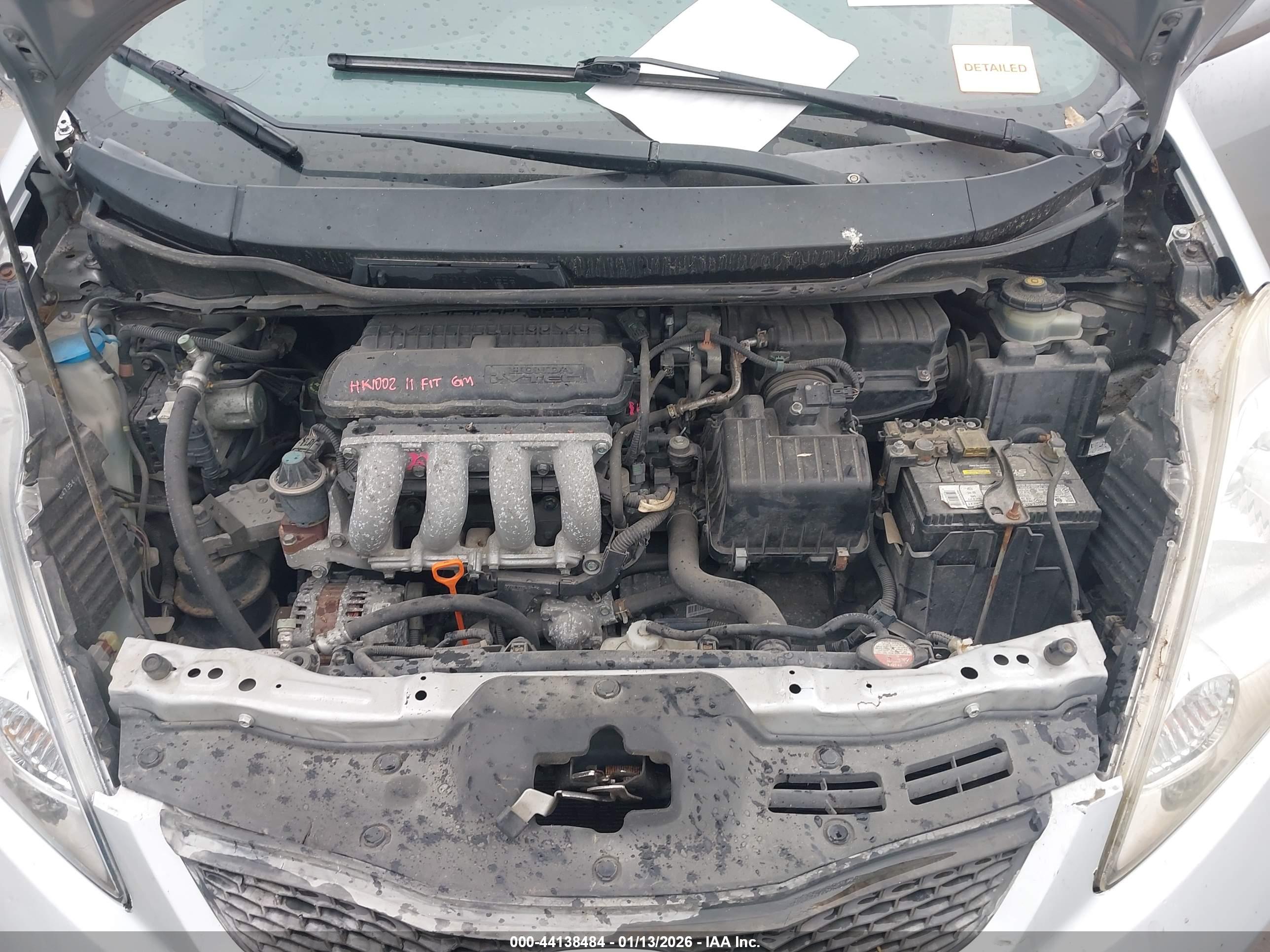 HONDA FIT image 10