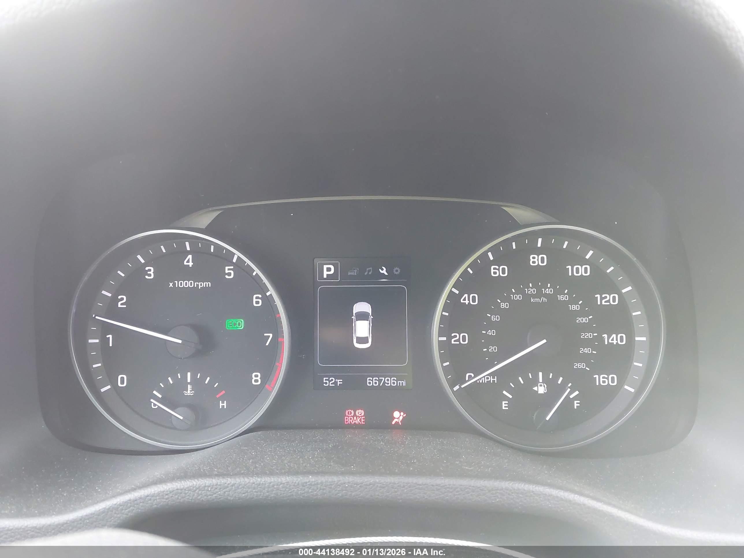 HYUNDAI ELANTRA image 7